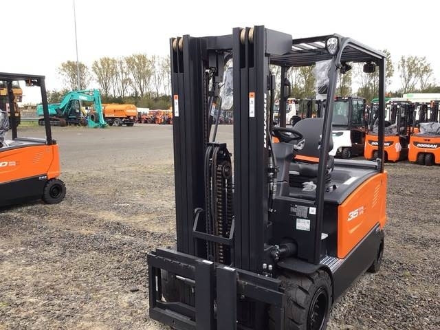 New Electric forklift Doosan B35X-7 PLUS: picture 18
