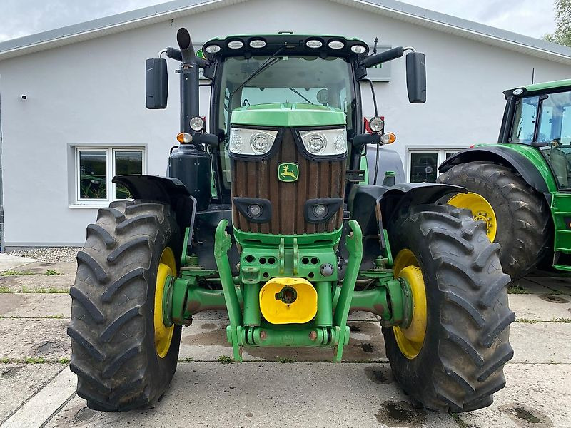 John Deere 6215R AutoPowr FKH+FZW - Farm tractor: picture 3 John Deere 6215R AutoPowr FKH+FZW - Farm tractor: picture 3