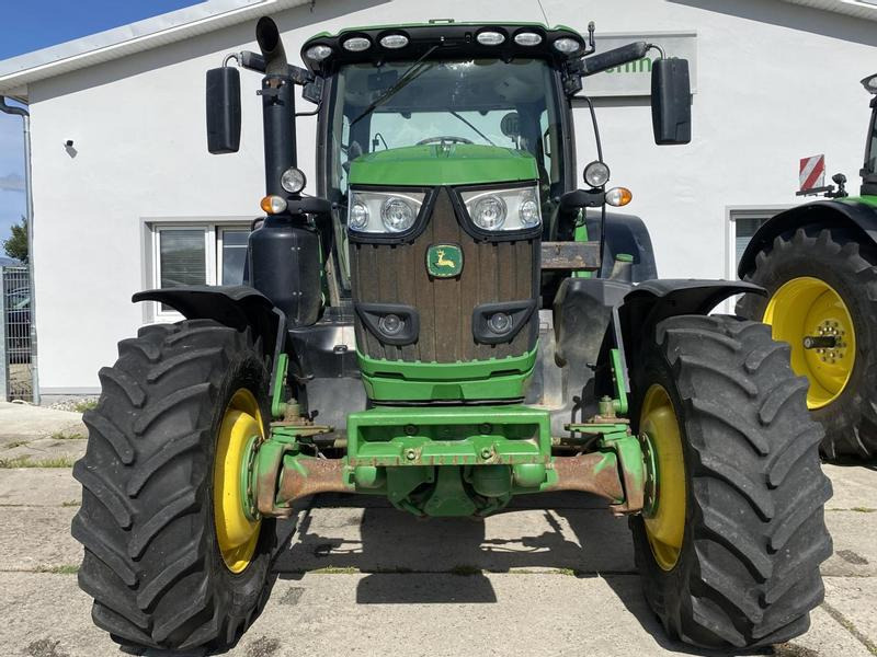 John Deere 6215R AutoPowr - Farm tractor: picture 3 John Deere 6215R AutoPowr - Farm tractor: picture 3