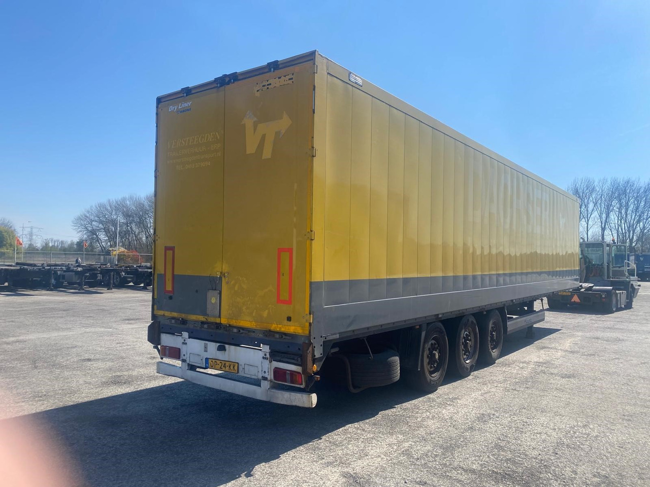 Closed box trailer KRONE SD Dryliner: picture 14