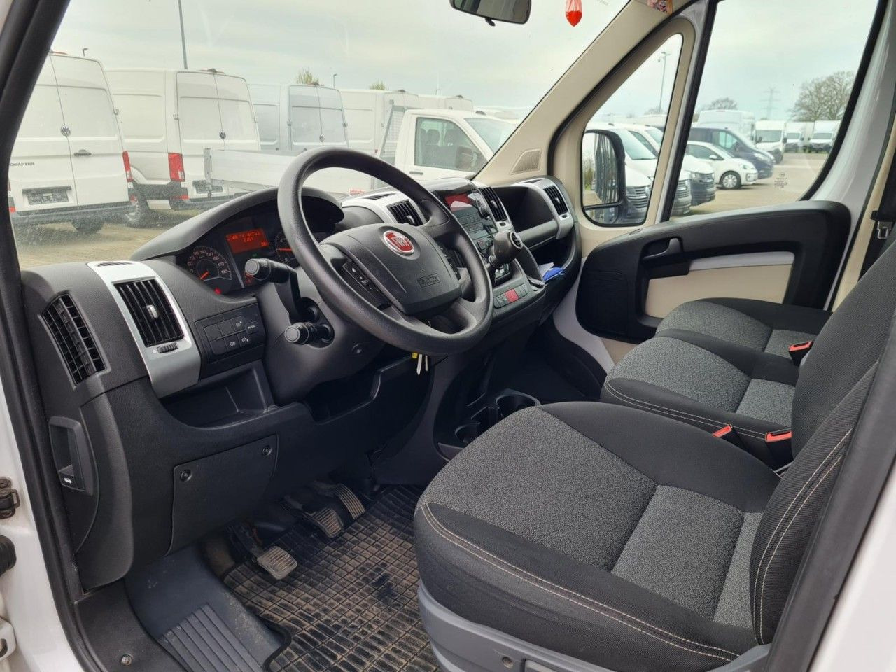 Box van Fiat Ducato 35 Koffer 150 maxi Multijet Klima: picture 8