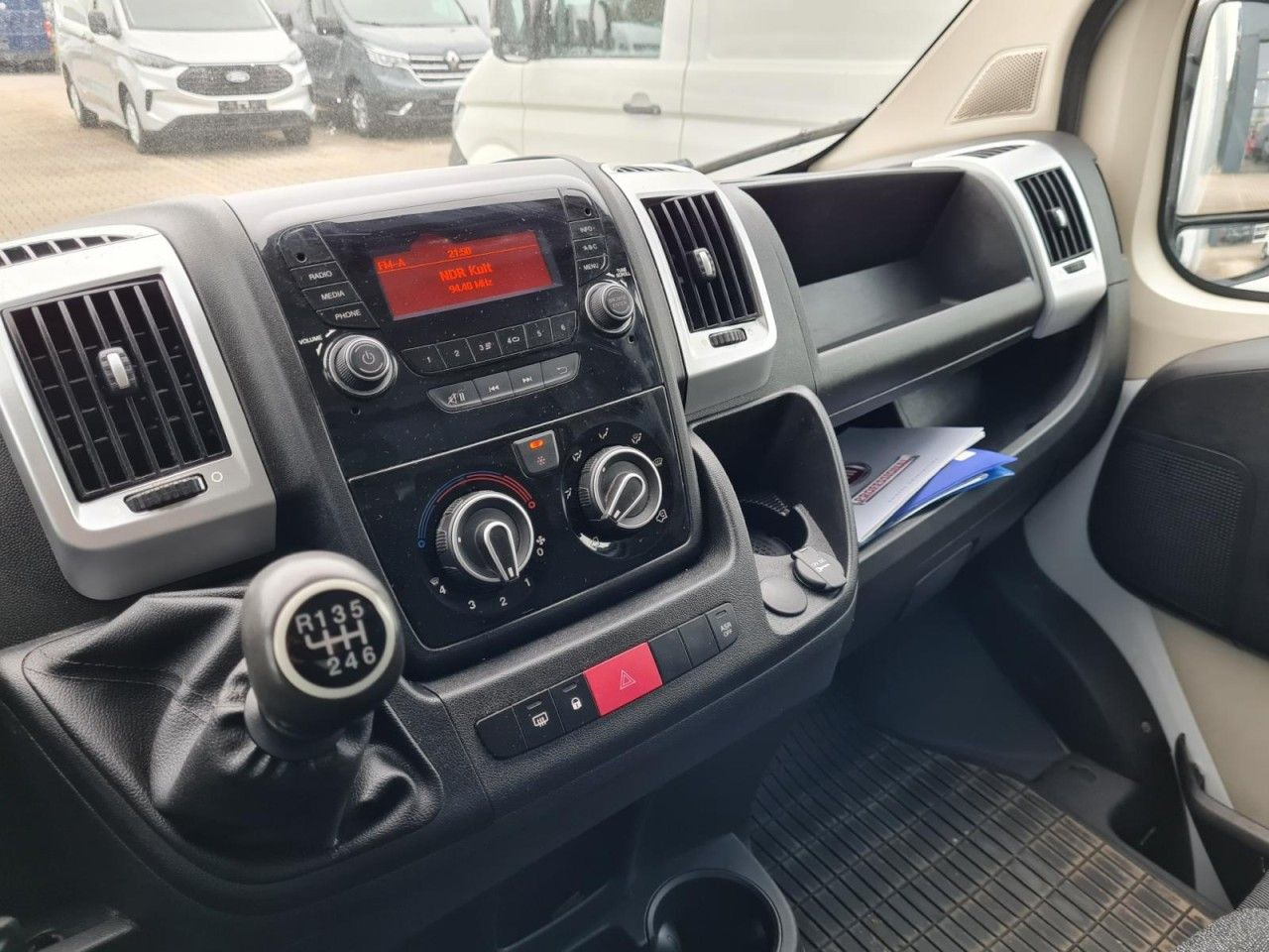 Box van Fiat Ducato 35 Koffer 150 maxi Multijet Klima: picture 10