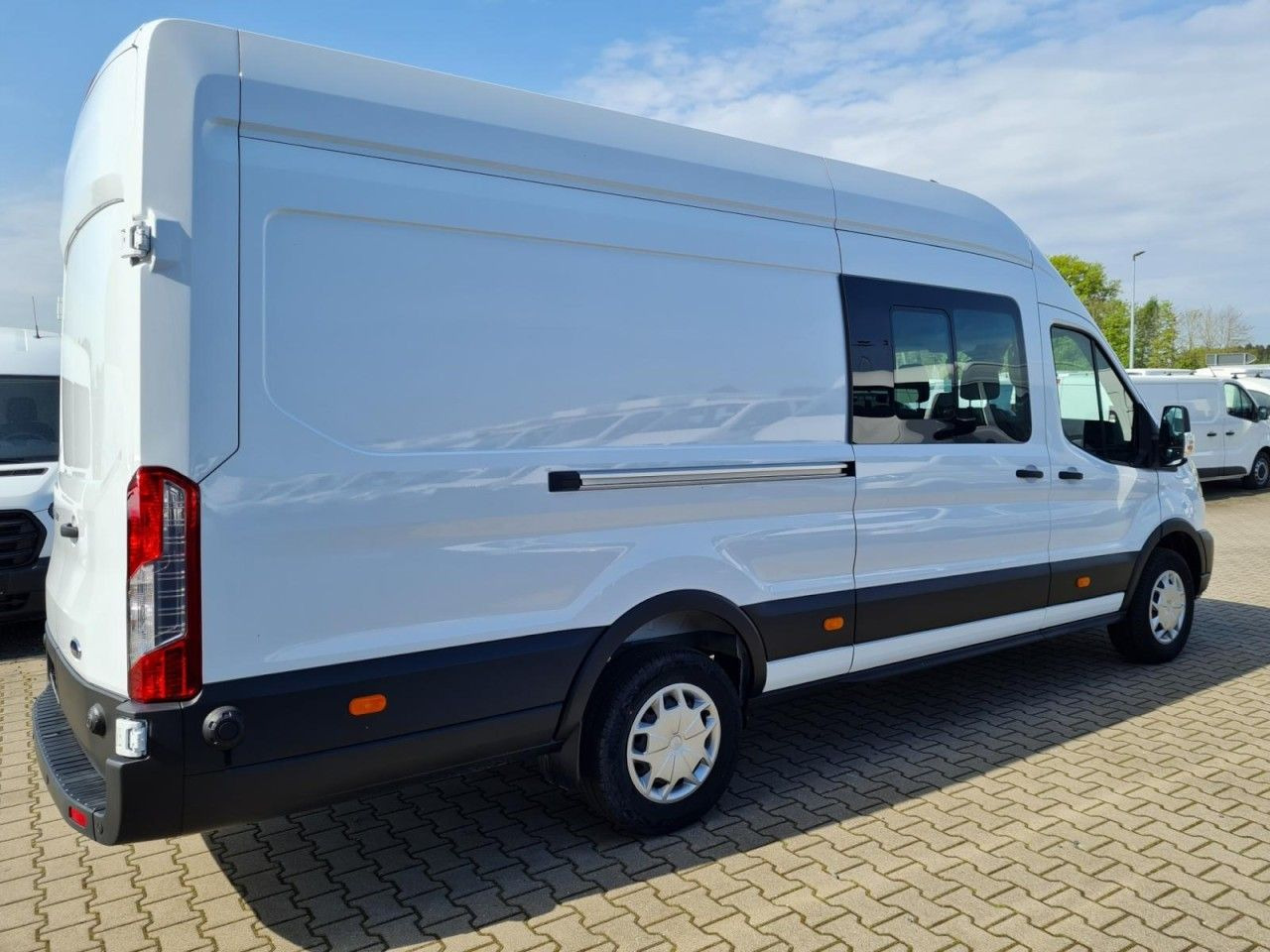 Ford Transit 350 Kasten L4H3 Doka Trend Mixto RWD - Panel van, Combi van: picture 4 Ford Transit 350 Kasten L4H3 Doka Trend Mixto RWD - Panel van, Combi van: picture 4