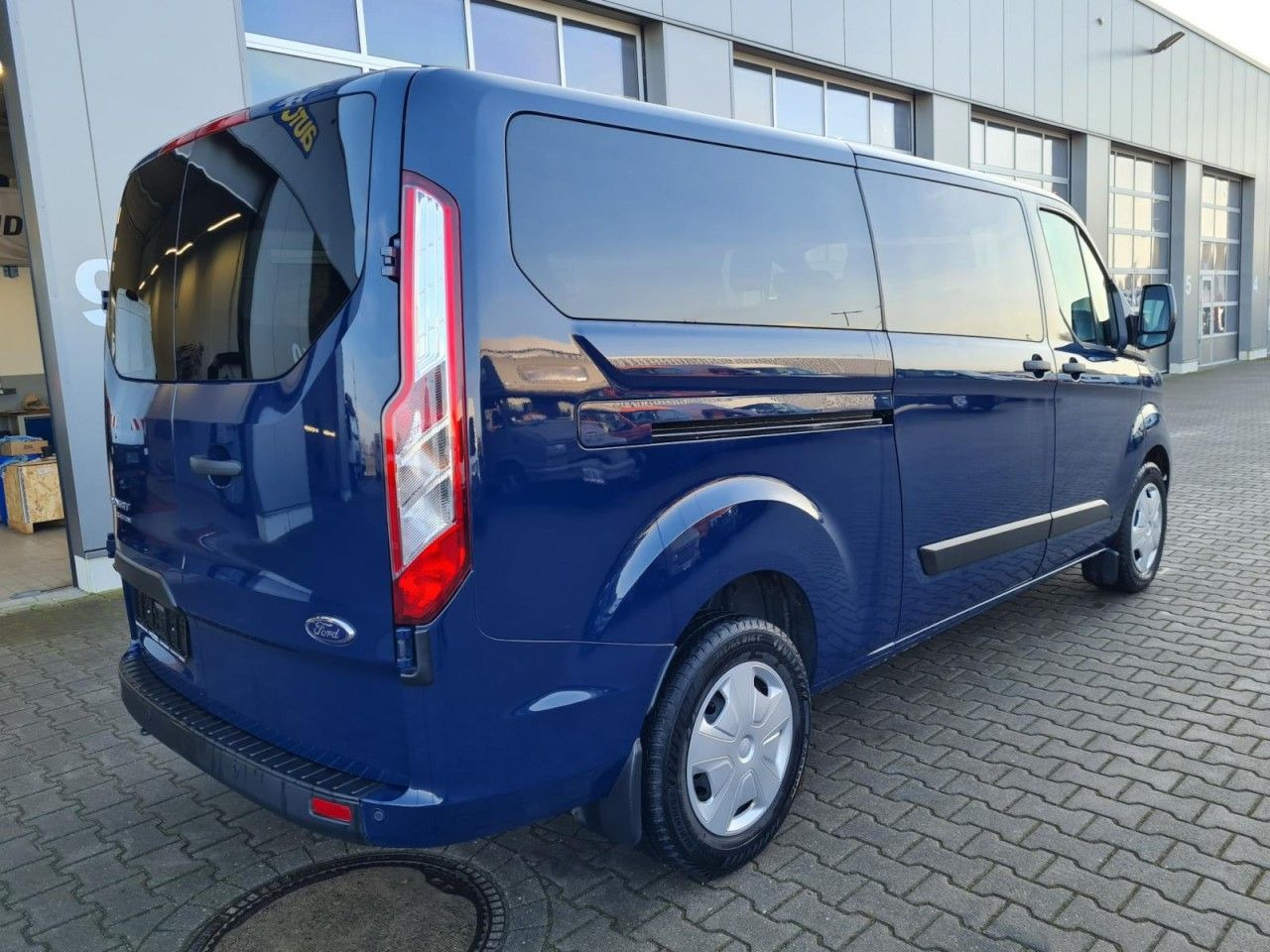 Ford Transit Custom Kombi 320 L2 Trend 9 Sitze KLIMA - Passenger van: picture 4 Ford Transit Custom Kombi 320 L2 Trend 9 Sitze KLIMA - Passenger van: picture 4