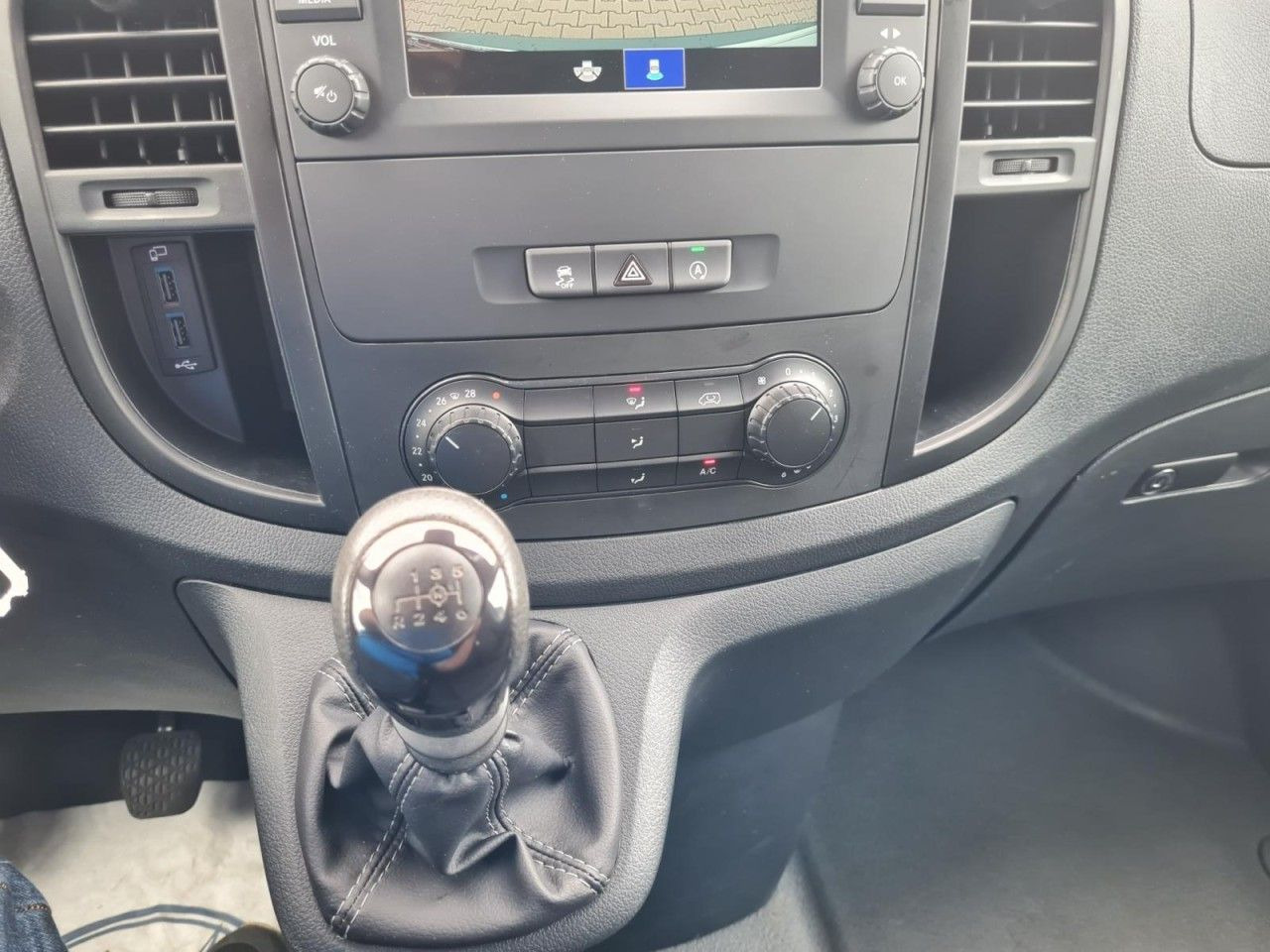 Lease a  Mercedes-Benz Vito 116 Cdi Kühlkasten Stand + Fahrkühl. lang Mercedes-Benz Vito 116 Cdi Kühlkasten Stand + Fahrkühl. lang: picture 21
