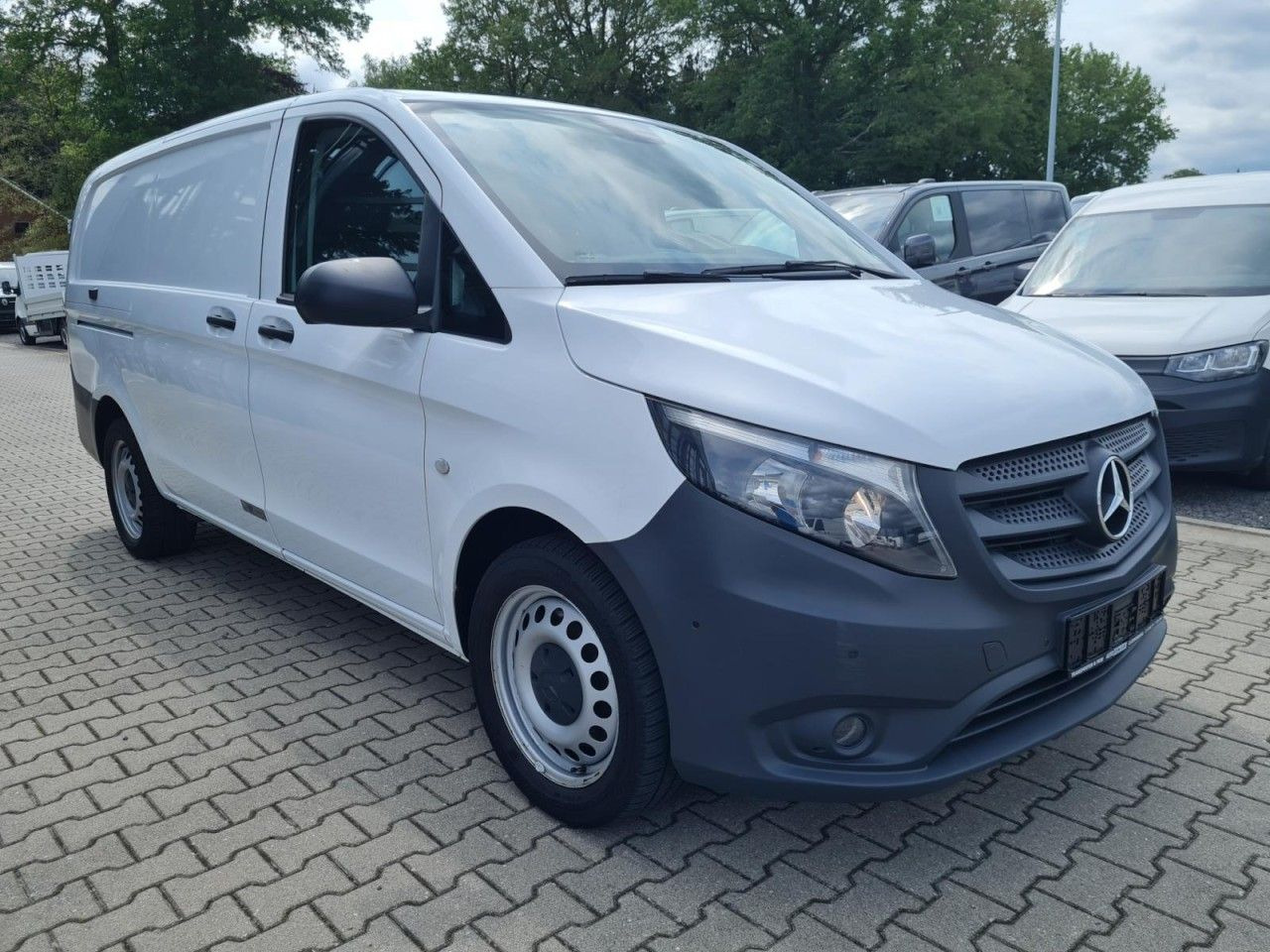 Mercedes-Benz Vito 116 Cdi Kühlkasten Stand + Fahrkühl. lang - Refrigerated van: picture 4 Mercedes-Benz Vito 116 Cdi Kühlkasten Stand + Fahrkühl. lang - Refrigerated van: picture 4