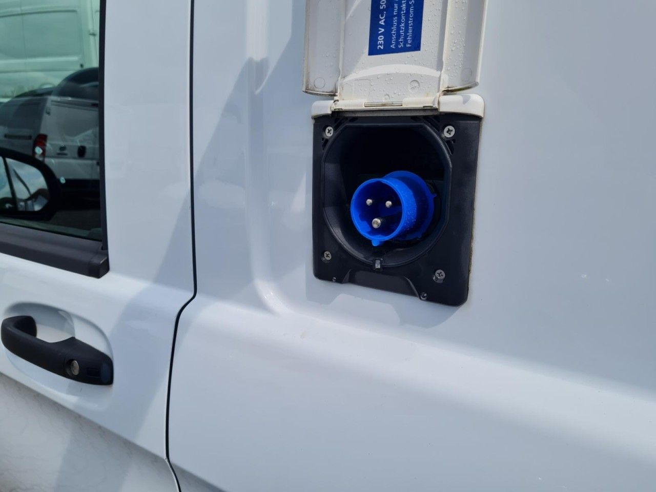 Refrigerated van Mercedes-Benz Vito 116 Cdi Kühlkasten lang Stand/Fahrkühl HEIZ: picture 8