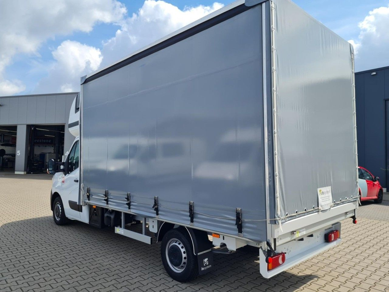 Renault Master 3,5 Pritsche Schiebe Plane Schlafkab. - Curtain side van: picture 5 Renault Master 3,5 Pritsche Schiebe Plane Schlafkab. - Curtain side van: picture 5