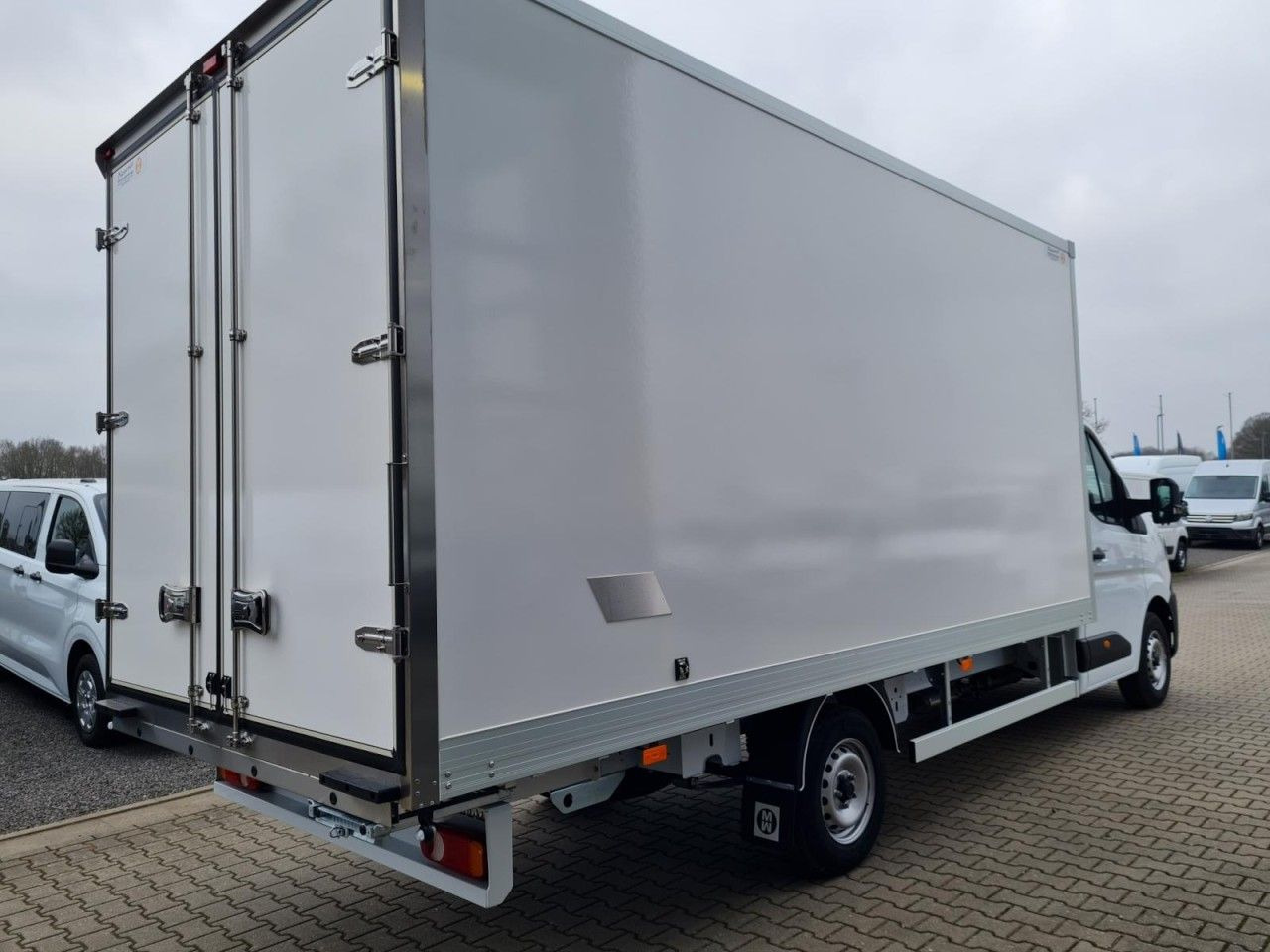 Renault Master 35 New Möbel Koffer LF 4.80m KLIMA TEMPOM - Box van: picture 4 Renault Master 35 New Möbel Koffer LF 4.80m KLIMA TEMPOM - Box van: picture 4