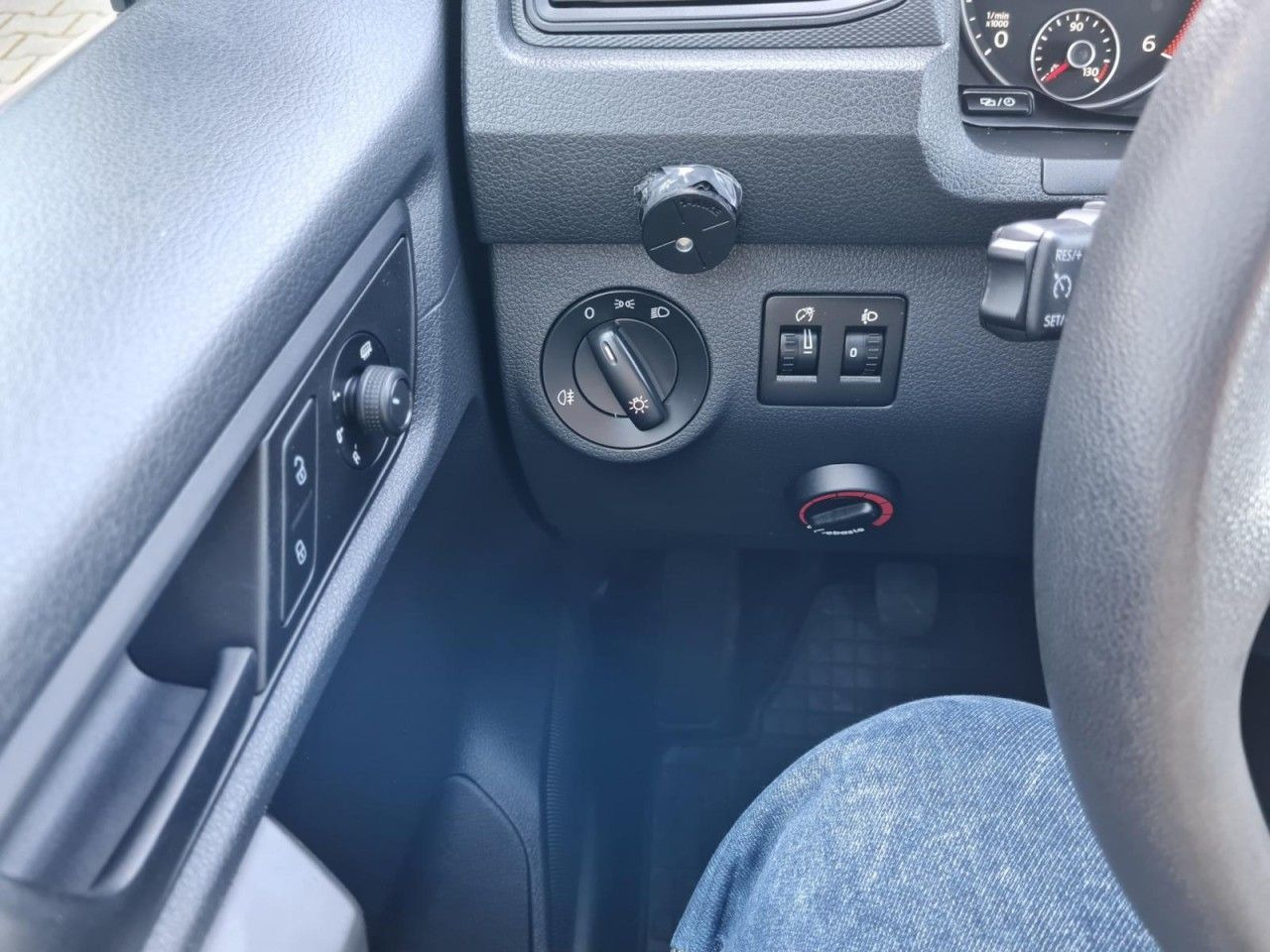 Station wagon Volkswagen Caddy 4Motion TDi Kombi 5-Sitze TEMPO STHZ REGAL: picture 19