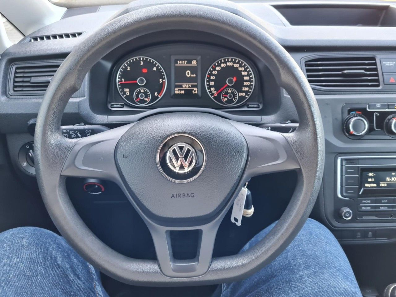 Station wagon Volkswagen Caddy 4Motion TDi Kombi 5-Sitze TEMPO STHZ REGAL: picture 10