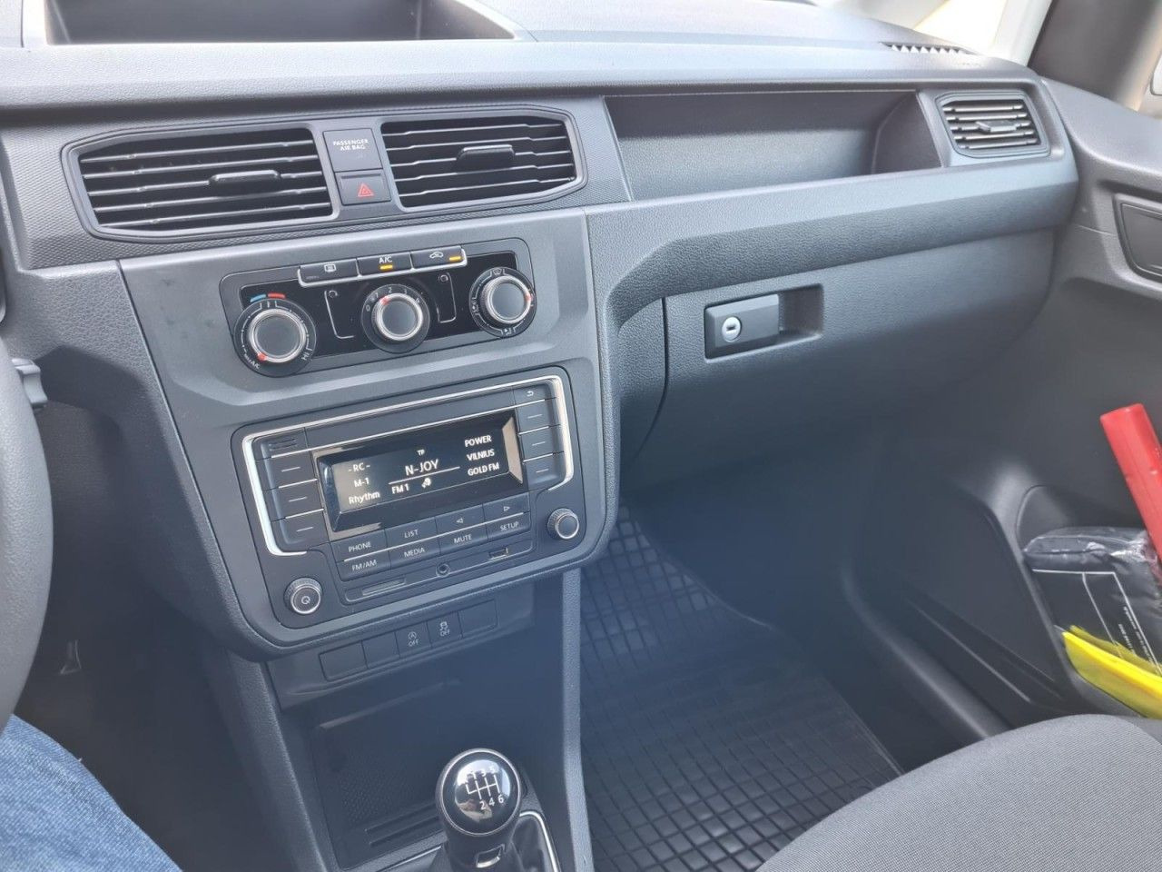 Station wagon Volkswagen Caddy 4Motion TDi Kombi 5-Sitze TEMPO STHZ REGAL: picture 12