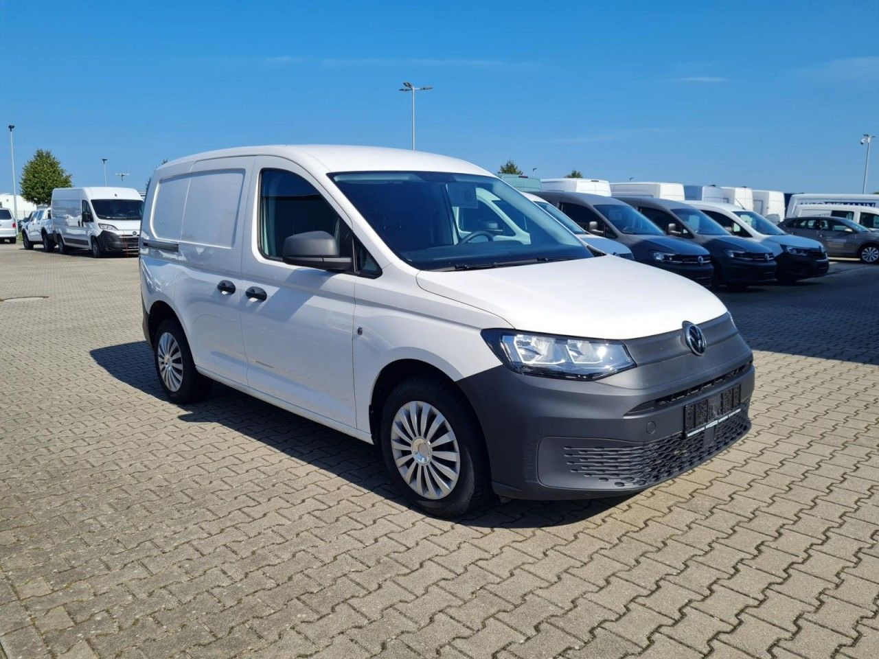 Volkswagen Caddy Kasten Cargo 2.0 TDI KLIMA KOMFORT PDC - Small van: picture 4 Volkswagen Caddy Kasten Cargo 2.0 TDI KLIMA KOMFORT PDC - Small van: picture 4