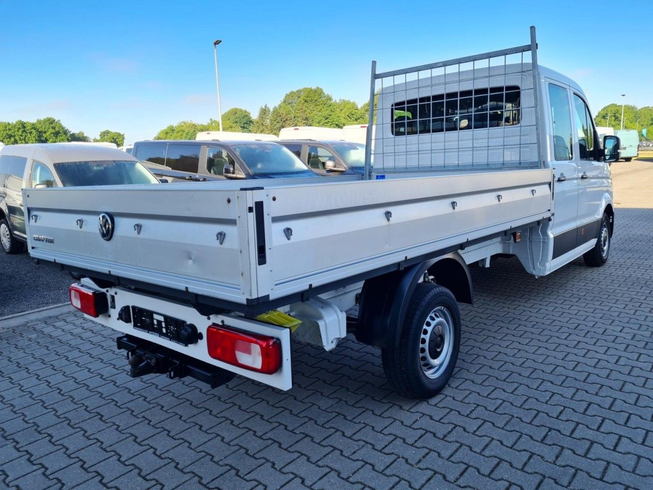 Volkswagen Crafter 35 Doka TDI lang AHK Klima - Flatbed van, Combi van: picture 4 Volkswagen Crafter 35 Doka TDI lang AHK Klima - Flatbed van, Combi van: picture 4