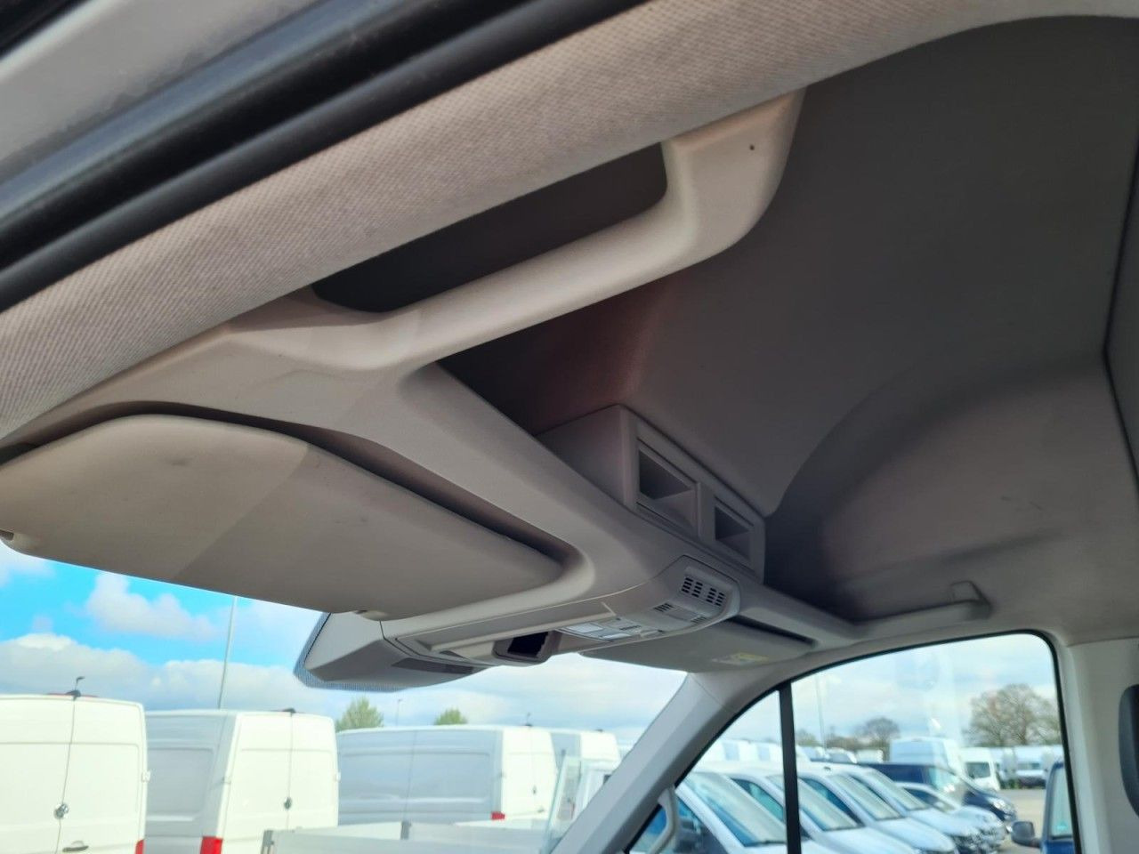 Panel van Volkswagen Crafter 35 Kasten TDI MR hoch NAVI KLIMA TEMPOMA: picture 18