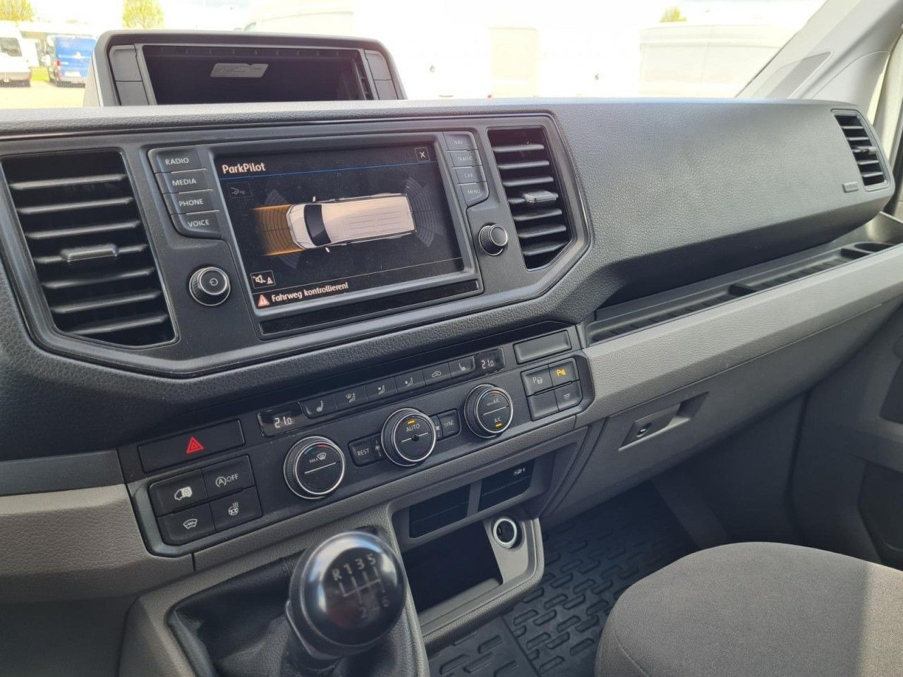 Panel van Volkswagen Crafter 35 Kasten TDI MR hoch NAVI KLIMA TEMPOMA: picture 11