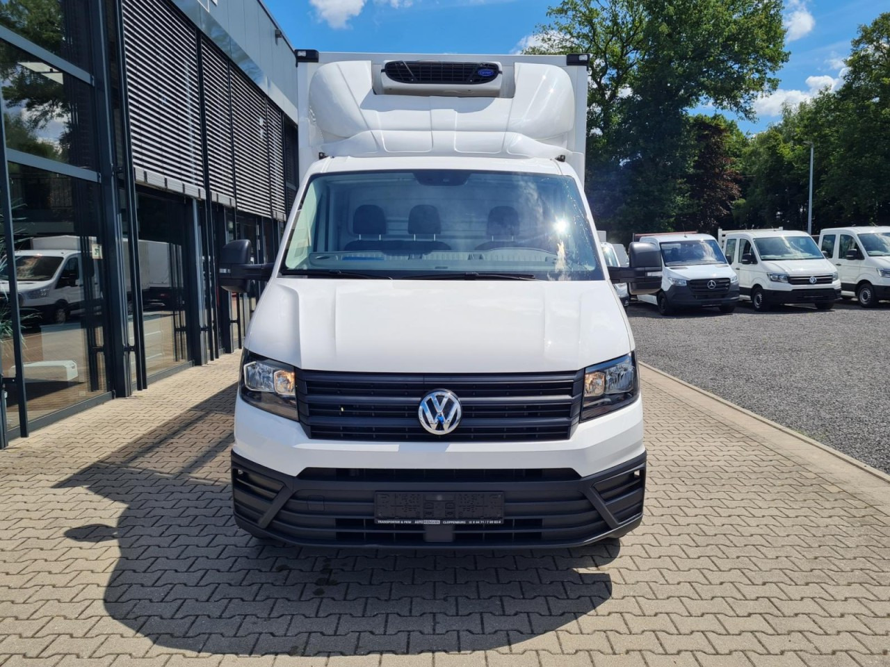 Volkswagen Crafter 35 Kühlkoffer Carrier Viento 300 NAVI/APP - Refrigerated van: picture 2 Volkswagen Crafter 35 Kühlkoffer Carrier Viento 300 NAVI/APP - Refrigerated van: picture 2