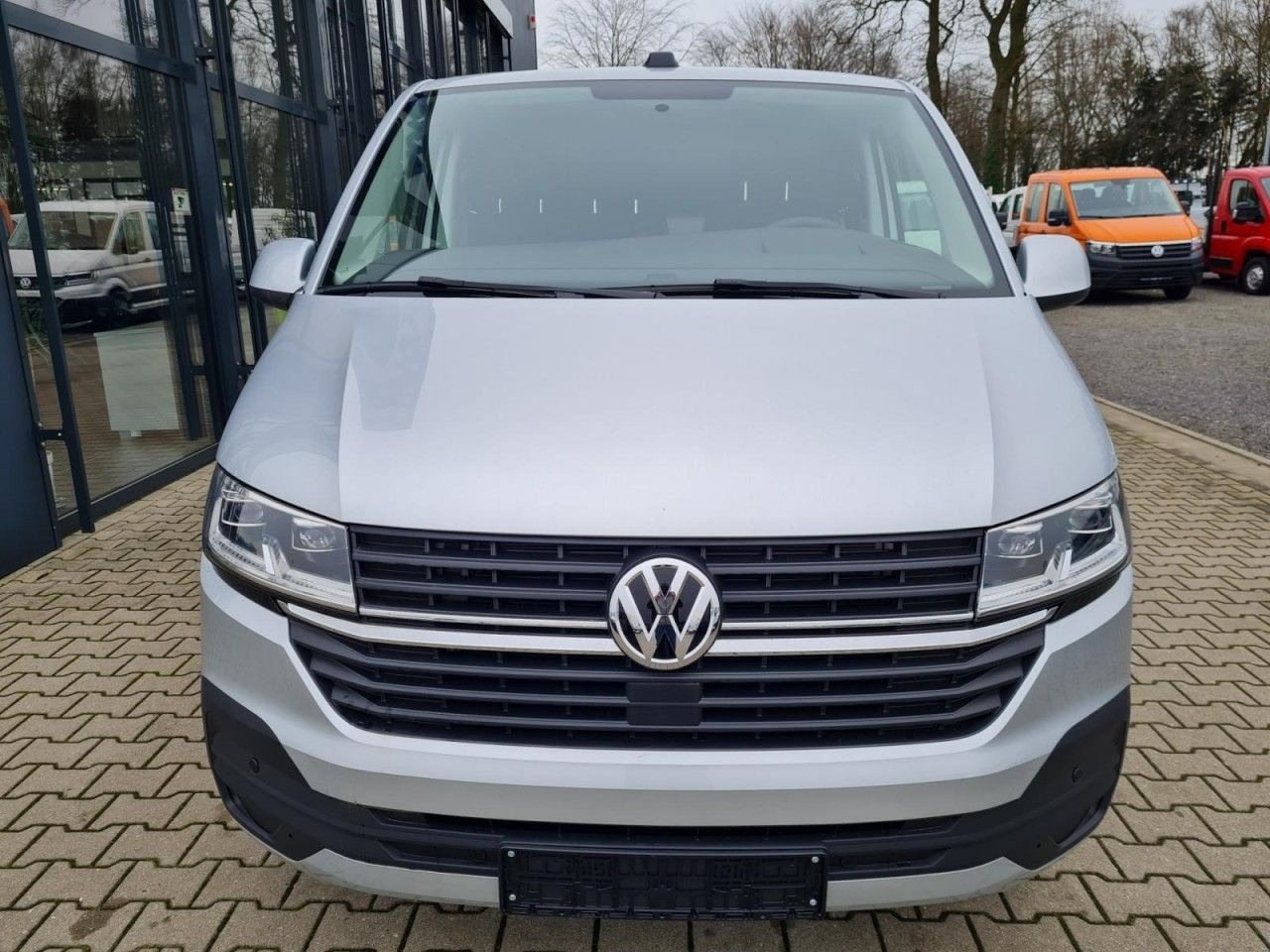 Volkswagen T6.1 Kasten TDI lang DSG LED KAMERA TEMPOMAT - Small van: picture 2 Volkswagen T6.1 Kasten TDI lang DSG LED KAMERA TEMPOMAT - Small van: picture 2