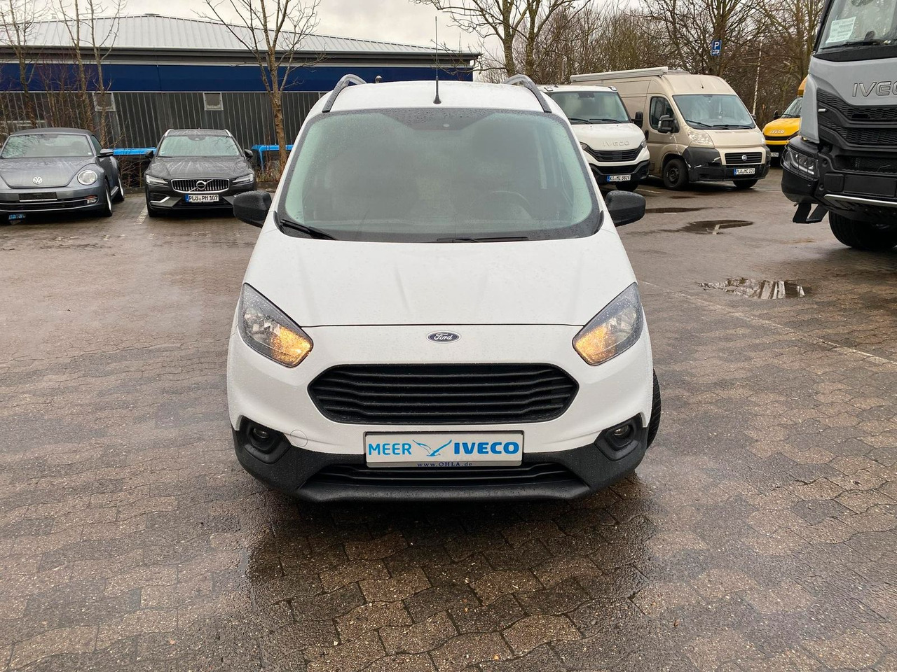 Ford Transit Courier 1.0 Trend Klima, AHK, RFK - Passenger van: picture 2 Ford Transit Courier 1.0 Trend Klima, AHK, RFK - Passenger van: picture 2