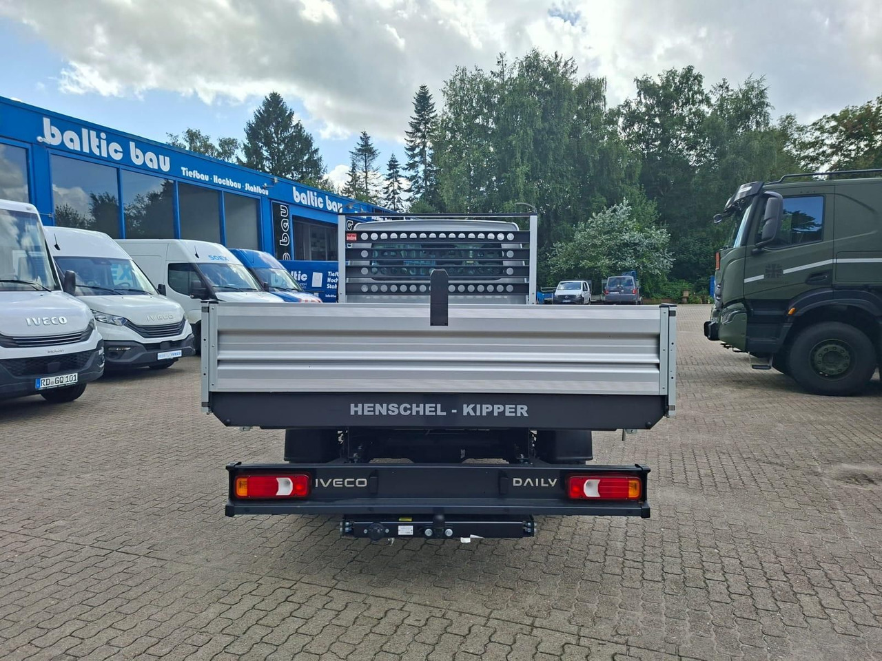 Iveco Daily 35S14A8Y Henschel 3-Seiten Kipper 100 k... - Flatbed van: picture 5 Iveco Daily 35S14A8Y Henschel 3-Seiten Kipper 100 k... - Flatbed van: picture 5