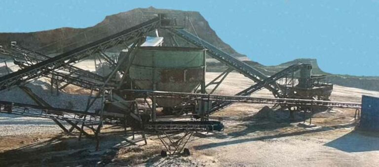 Grit-Plant / Split-Anlage - Cone crusher: picture 1 Grit-Plant / Split-Anlage - Cone crusher: picture 1