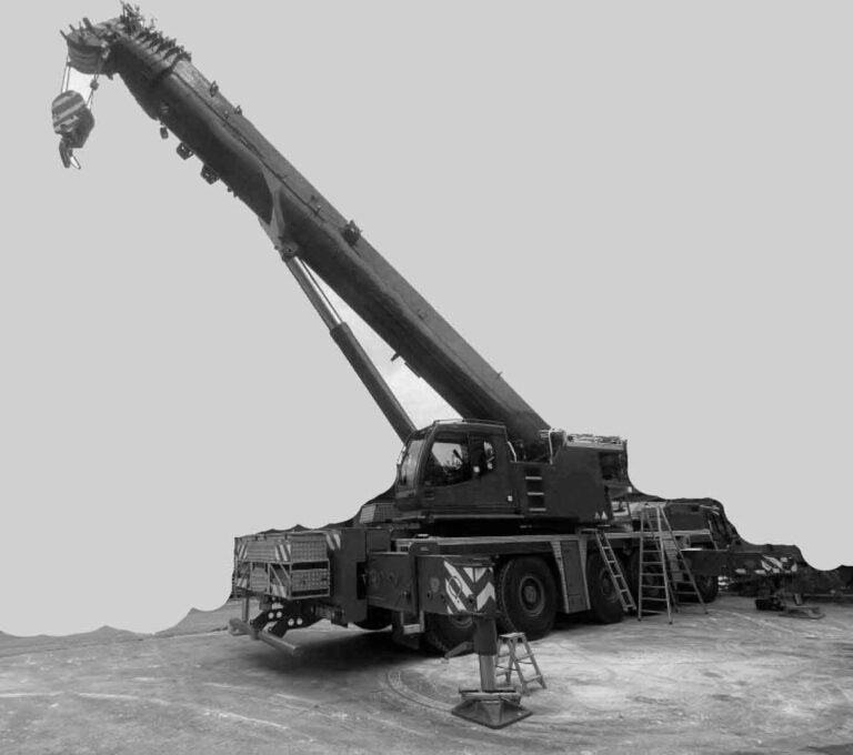 Mobile crane Tadano-Faun ATF220 G-5 – mobile crane / Mobilkran: picture 1