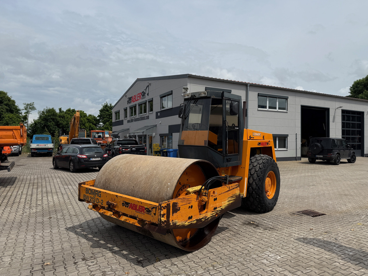 Bomag BW 213D-2 Walzenzug - Compactor: picture 2 Bomag BW 213D-2 Walzenzug - Compactor: picture 2