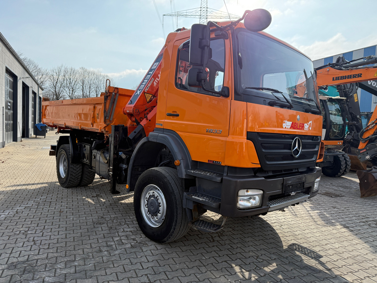 Mercedes-Benz 1833 Axor Kipper Kran Allrad - Tipper, Crane truck: picture 3 Mercedes-Benz 1833 Axor Kipper Kran Allrad - Tipper, Crane truck: picture 3