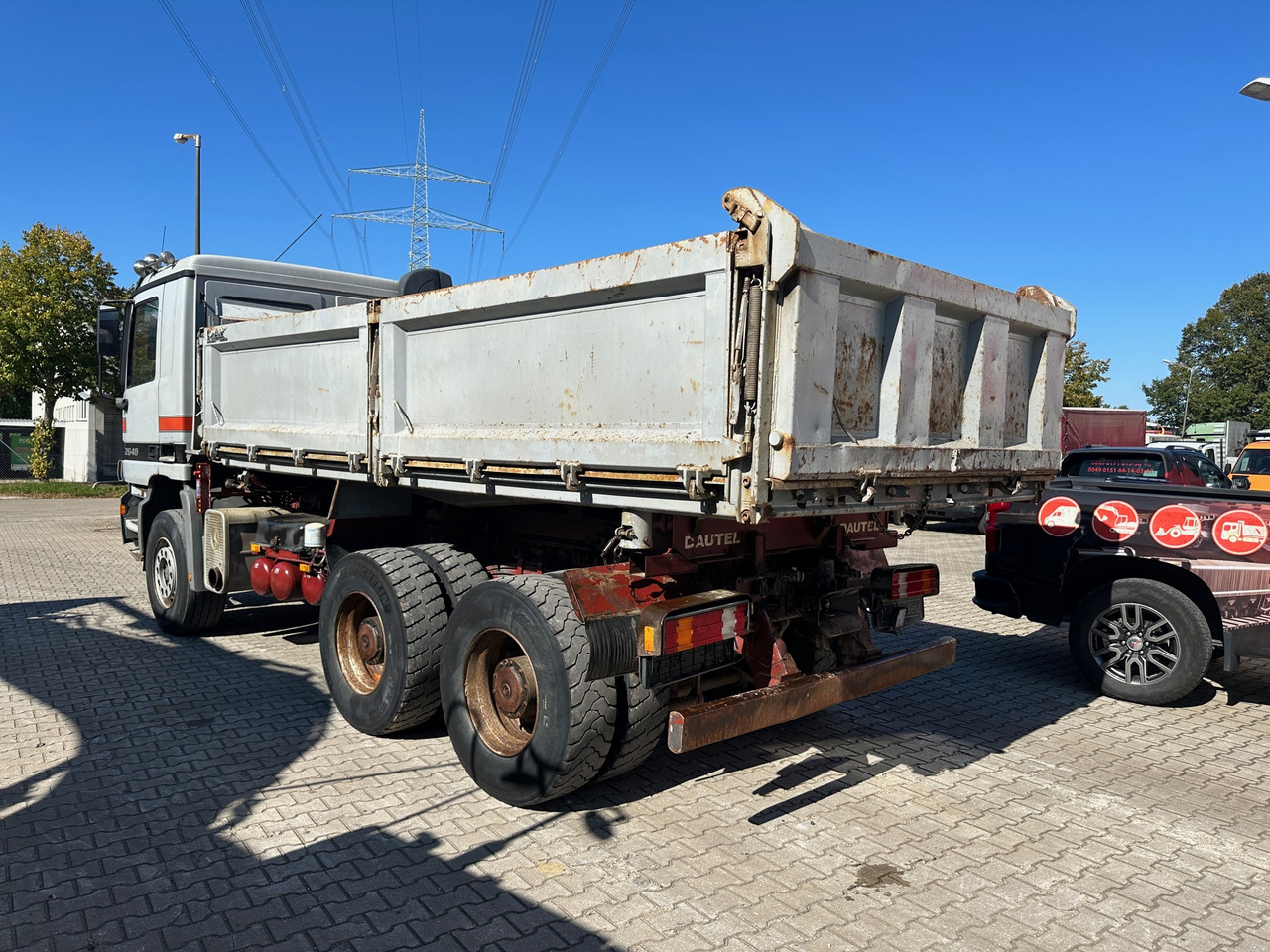 Mercedes-Benz 2648 3-Seiten-Kipper Wechselsystem V8 - Tipper: picture 5 Mercedes-Benz 2648 3-Seiten-Kipper Wechselsystem V8 - Tipper: picture 5