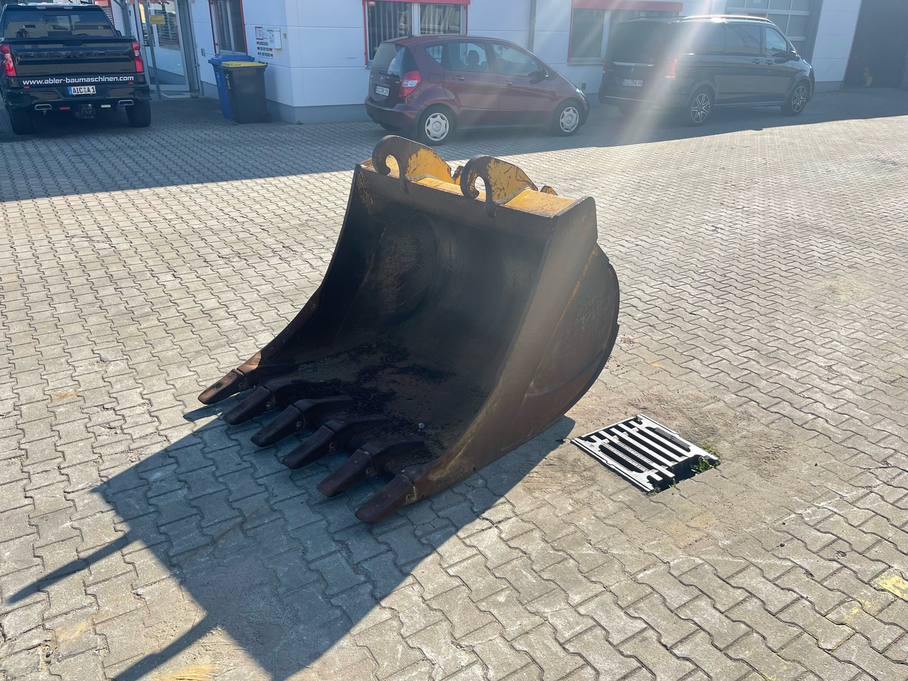 Tieflöffel 135cm - Excavator bucket: picture 3 Tieflöffel 135cm - Excavator bucket: picture 3