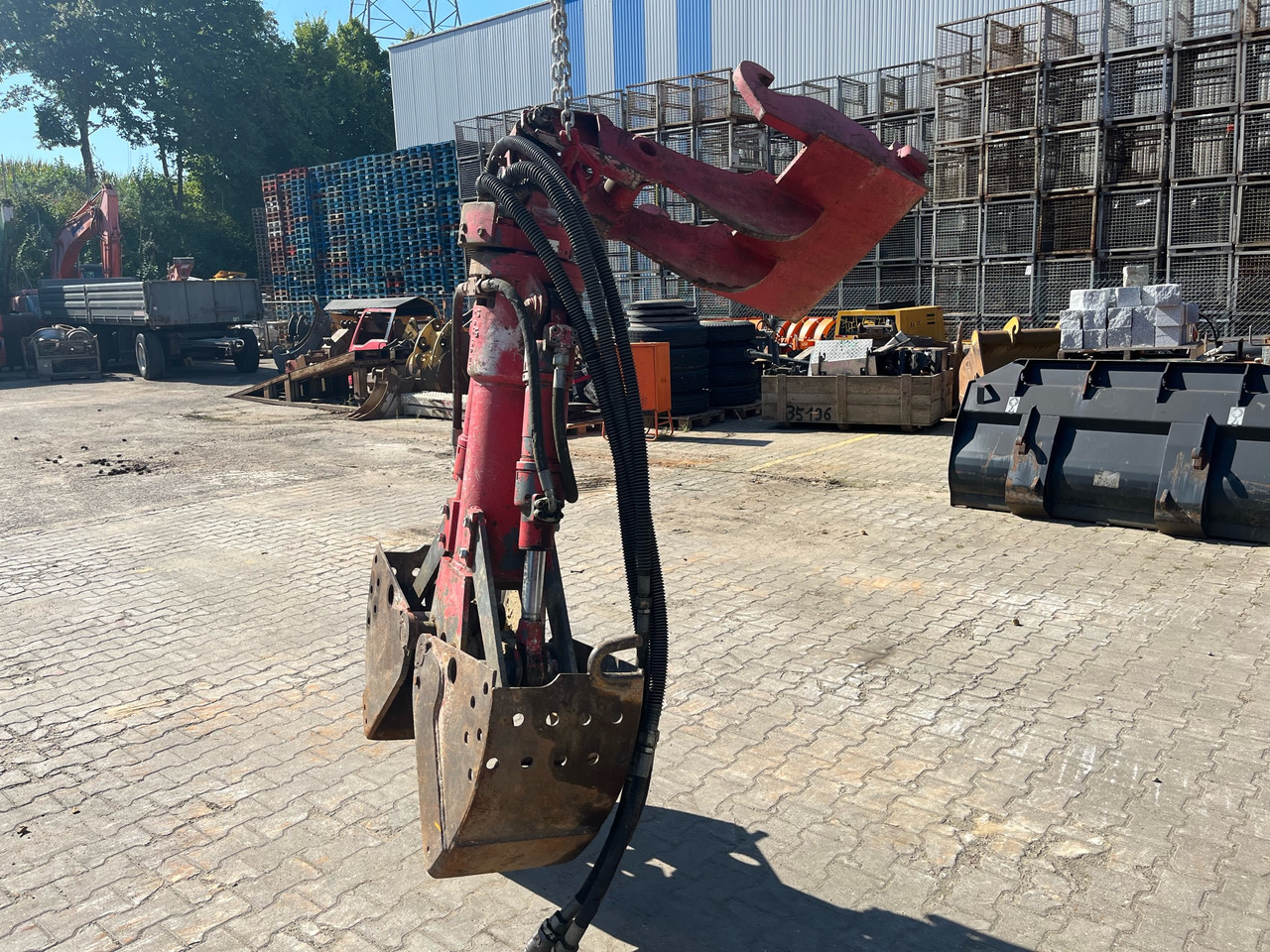 Zweischalengreifer 36 cm CW40 - Clamshell bucket: picture 3 Zweischalengreifer 36 cm CW40 - Clamshell bucket: picture 3