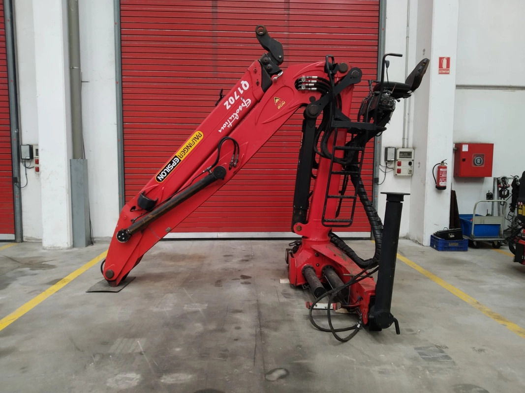 Grúa Epsilon Q170Z96 - Loader crane for Truck: picture 2 Grúa Epsilon Q170Z96 - Loader crane for Truck: picture 2