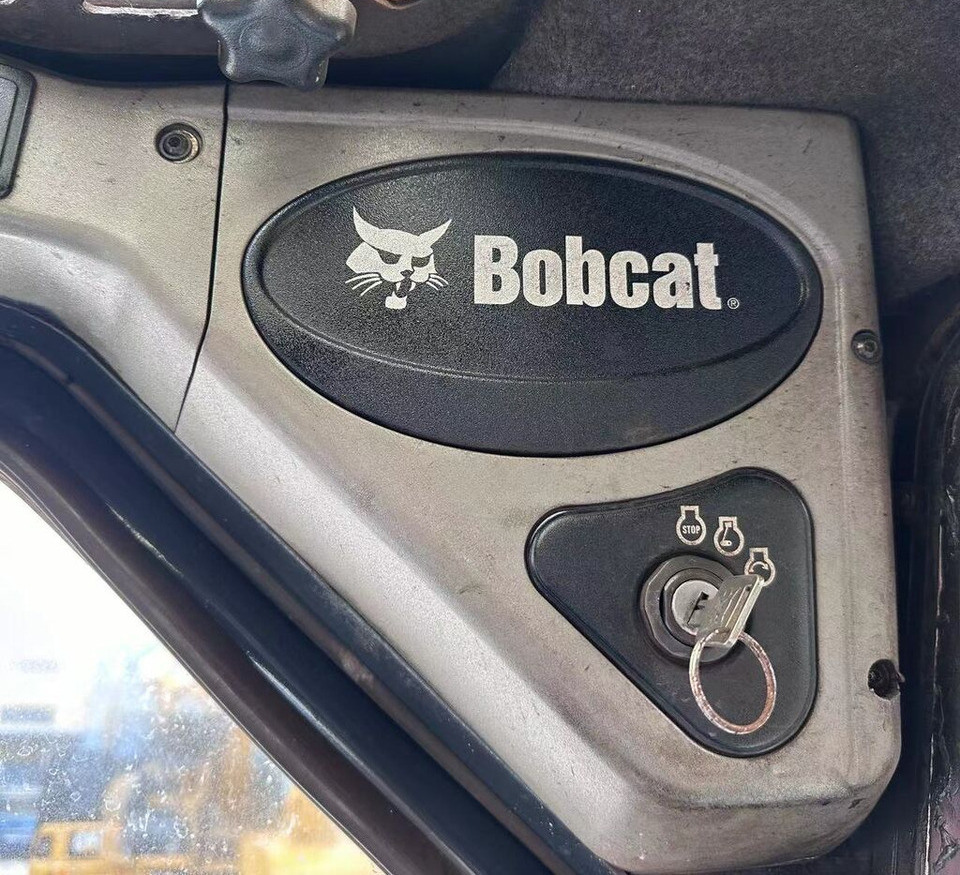 Bobcat S160 - Skid steer loader: picture 3 Bobcat S160 - Skid steer loader: picture 3