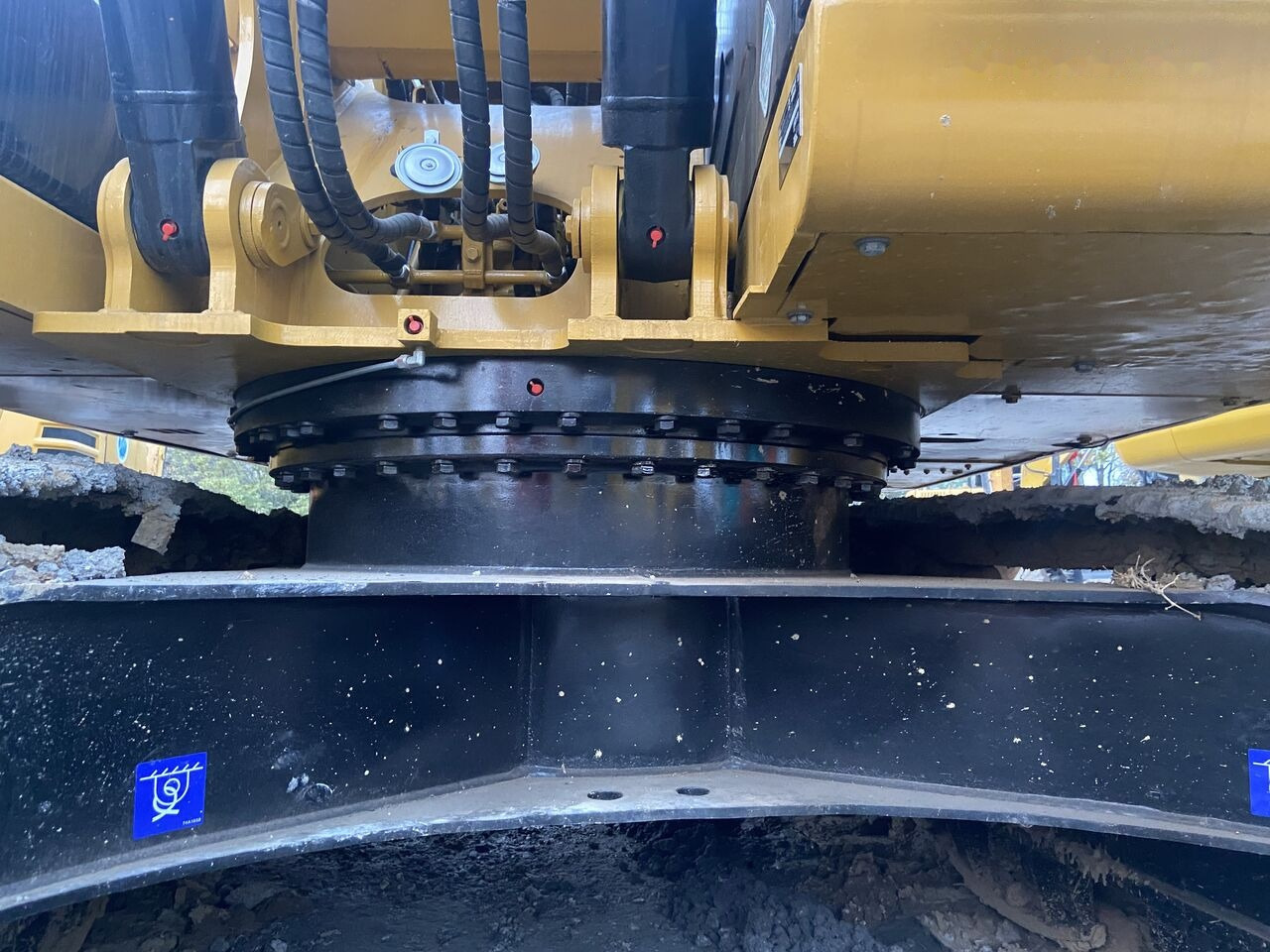 Crawler excavator Caterpillar 315D2GC: picture 12