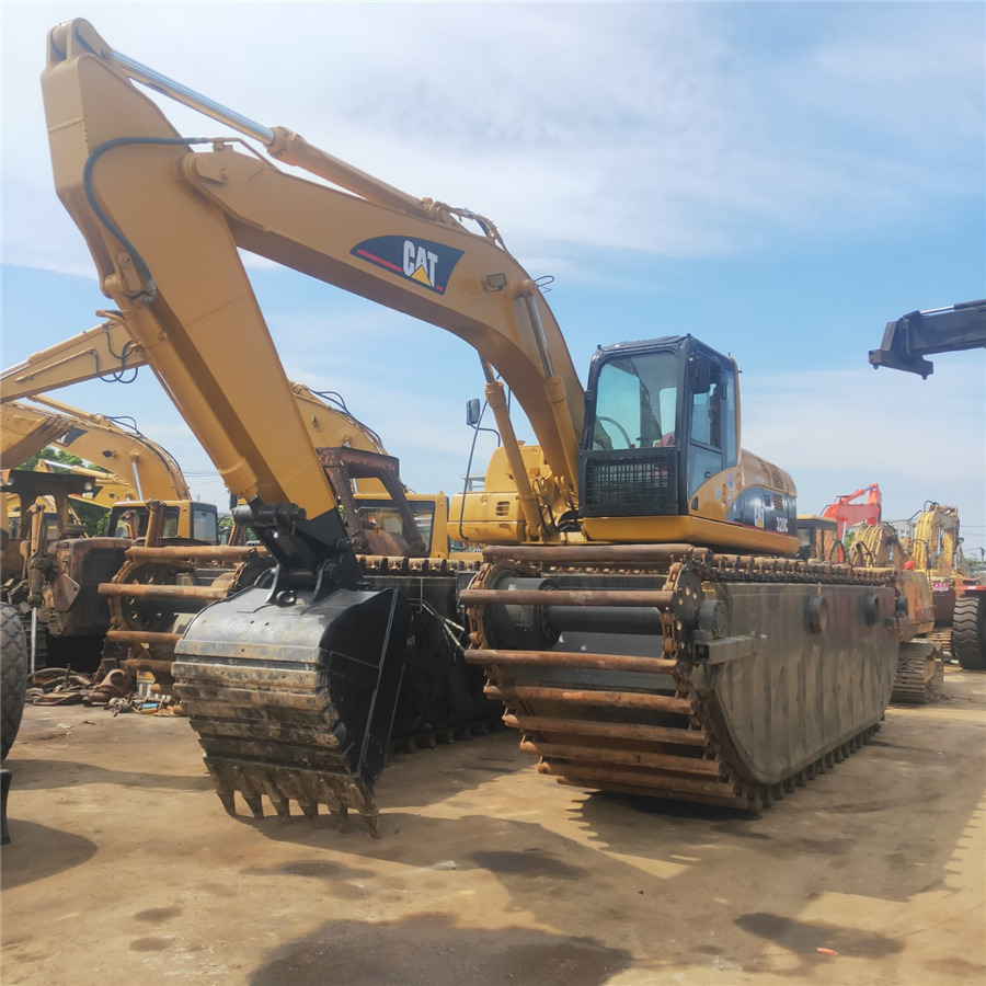 Crawler excavator Caterpillar 320C Amphibious Excavator: picture 6