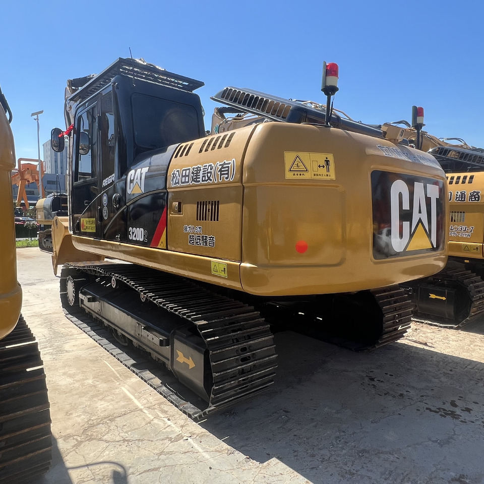 Caterpillar 320D2 - Crawler excavator: picture 4 Caterpillar 320D2 - Crawler excavator: picture 4
