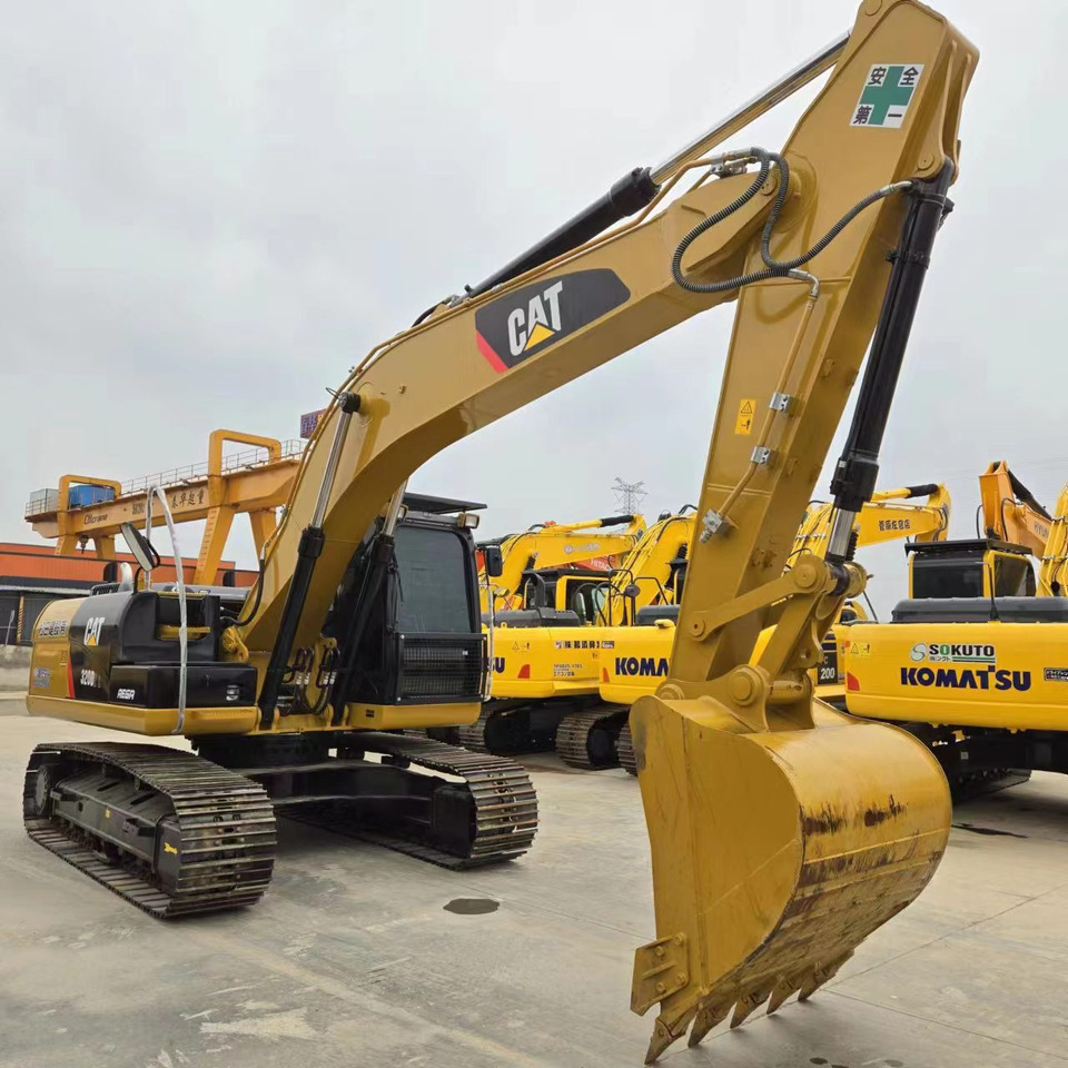 Caterpillar 320D2L - Crawler excavator: picture 5 Caterpillar 320D2L - Crawler excavator: picture 5