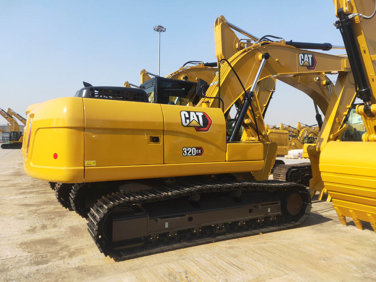 Caterpillar 320GX - Crawler excavator: picture 1 Caterpillar 320GX - Crawler excavator: picture 1