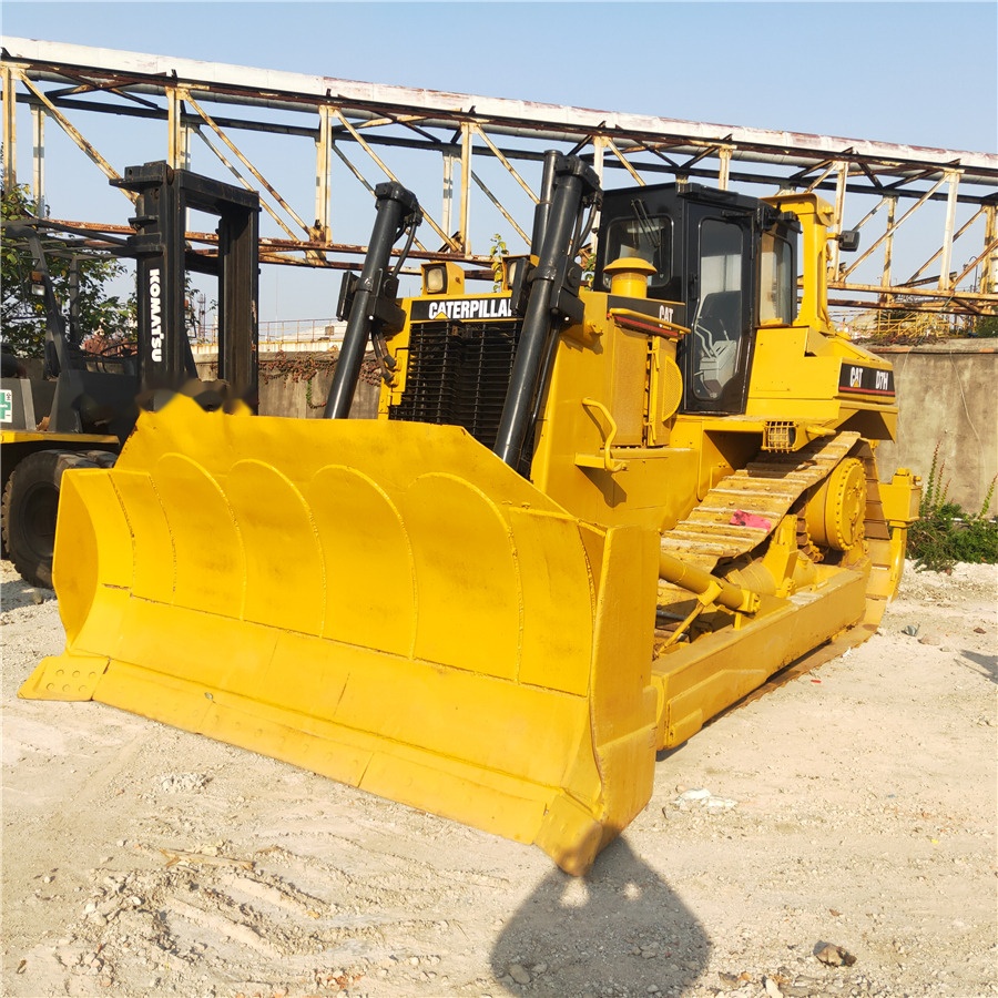 Caterpillar D7H - Bulldozer: picture 4 Caterpillar D7H - Bulldozer: picture 4