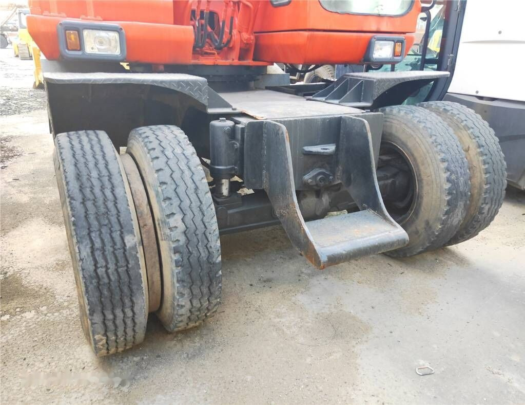 Doosan DH 150 W-7 - Wheel excavator: picture 3 Doosan DH 150 W-7 - Wheel excavator: picture 3