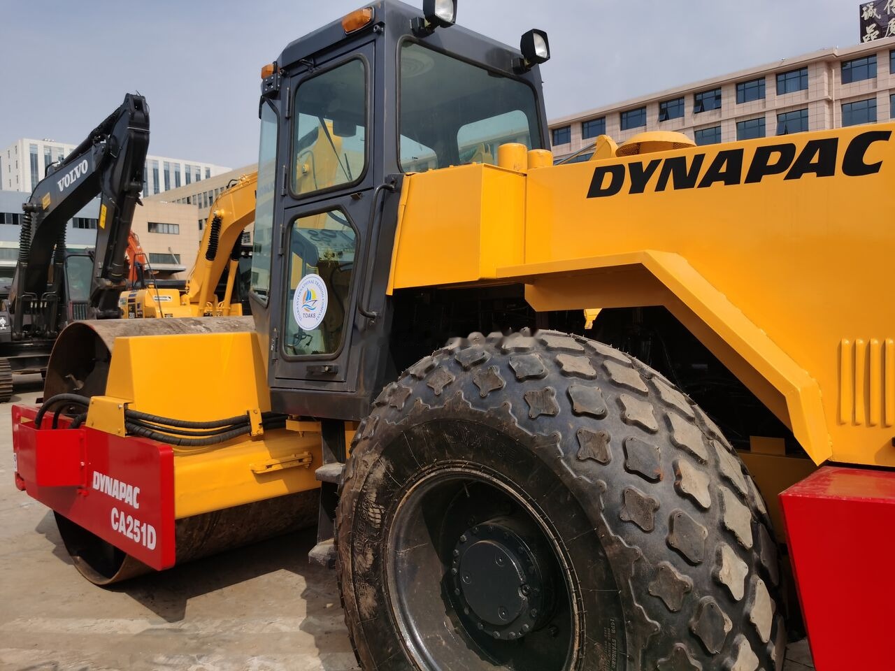 Dynapac CA251 - Road roller: picture 2 Dynapac CA251 - Road roller: picture 2