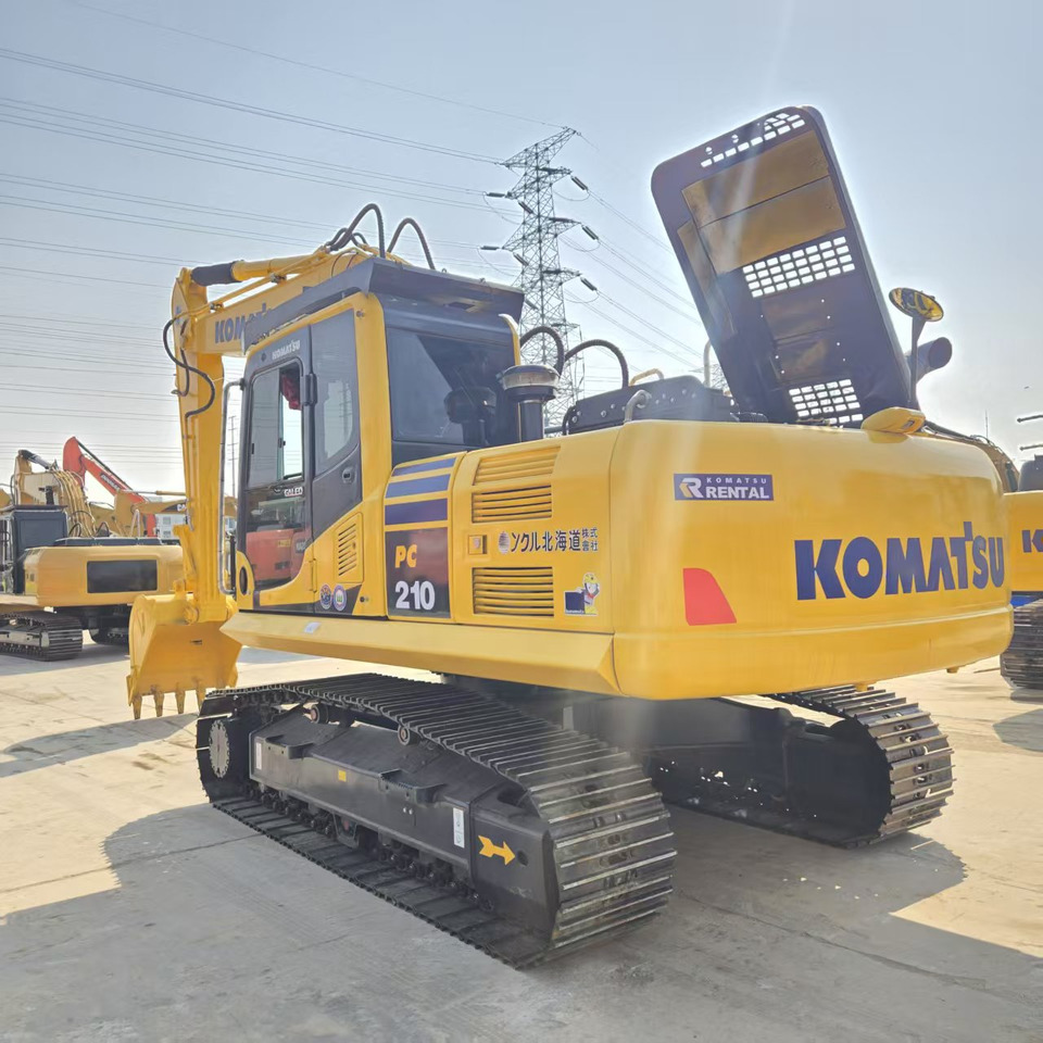 Komatsu PC210 - Crawler excavator: picture 2 Komatsu PC210 - Crawler excavator: picture 2