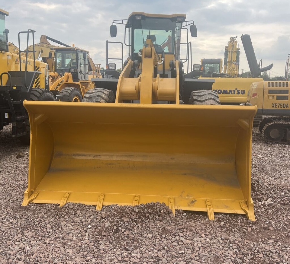 SDLG L956F - Wheel loader: picture 4 SDLG L956F - Wheel loader: picture 4