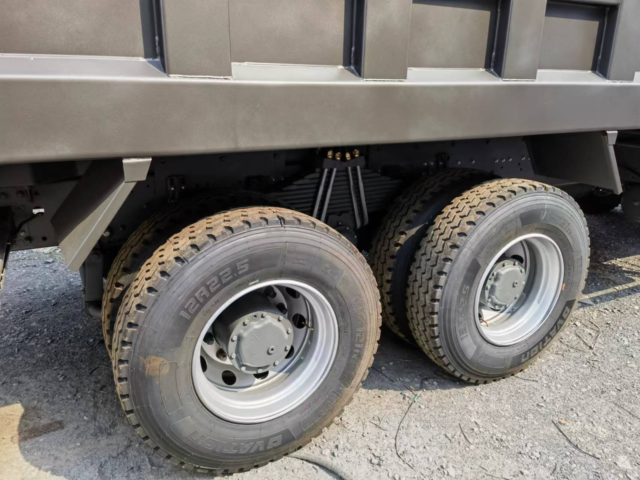 Tipper Sinotruk HOWO 371 8*4 Dump truck: picture 10