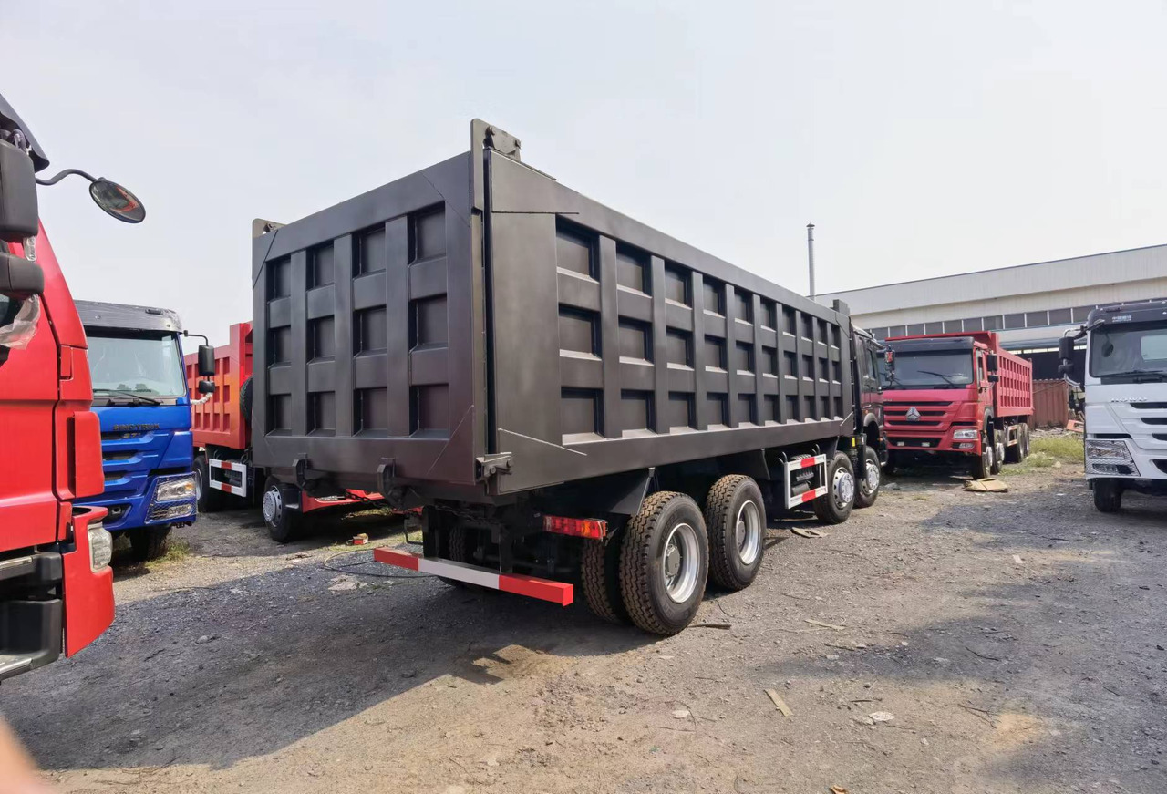 Tipper Sinotruk HOWO 371 8*4 Dump truck: picture 9