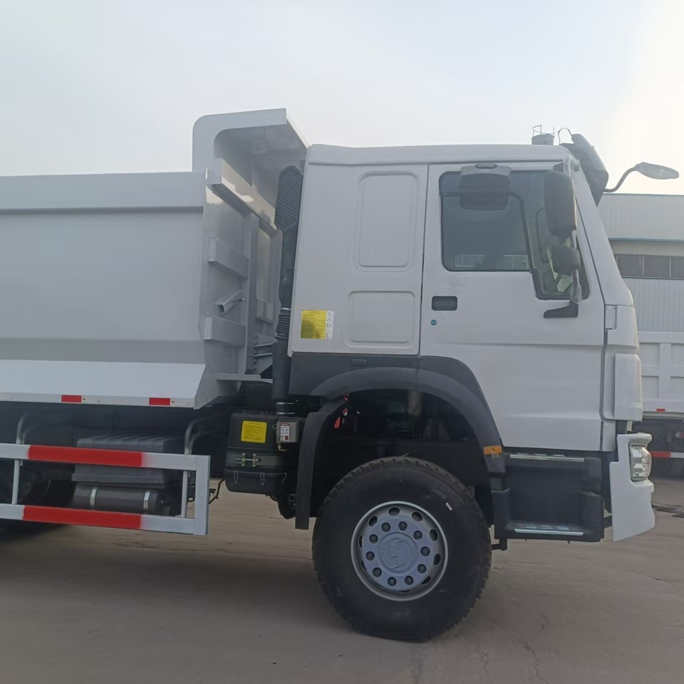 Sinotruk HOWO 371 Dump truck - Tipper: picture 2 Sinotruk HOWO 371 Dump truck - Tipper: picture 2