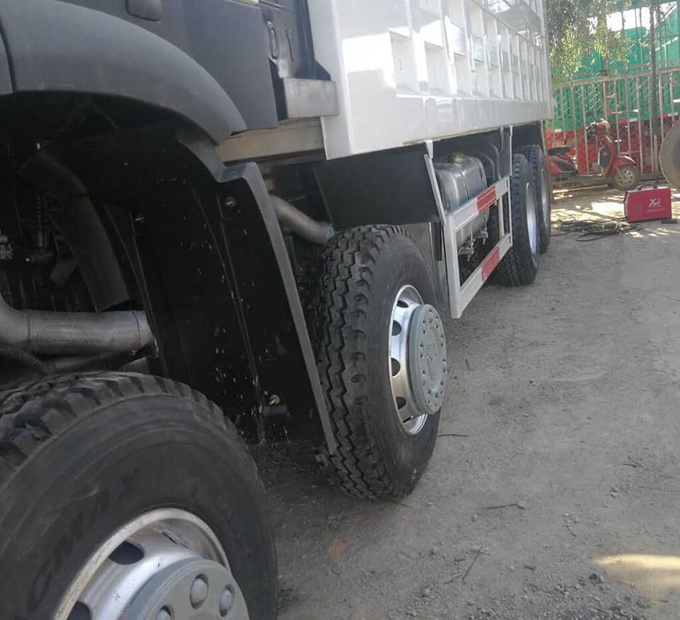Sinotruk HOWO 375 8*4 Dump truck - Tipper: picture 5 Sinotruk HOWO 375 8*4 Dump truck - Tipper: picture 5