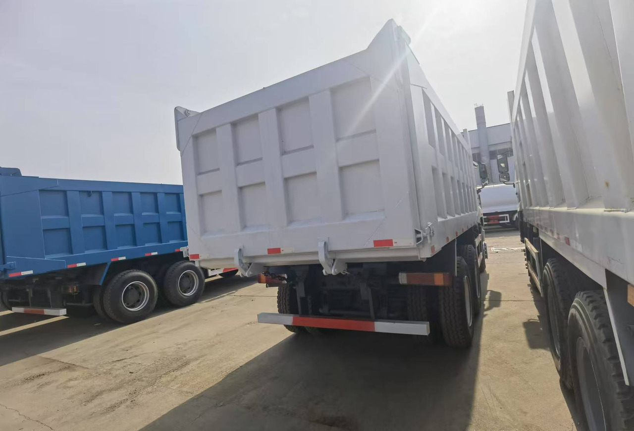 Sinotruk HOWO 6*4 Dump truck - Tipper: picture 2 Sinotruk HOWO 6*4 Dump truck - Tipper: picture 2