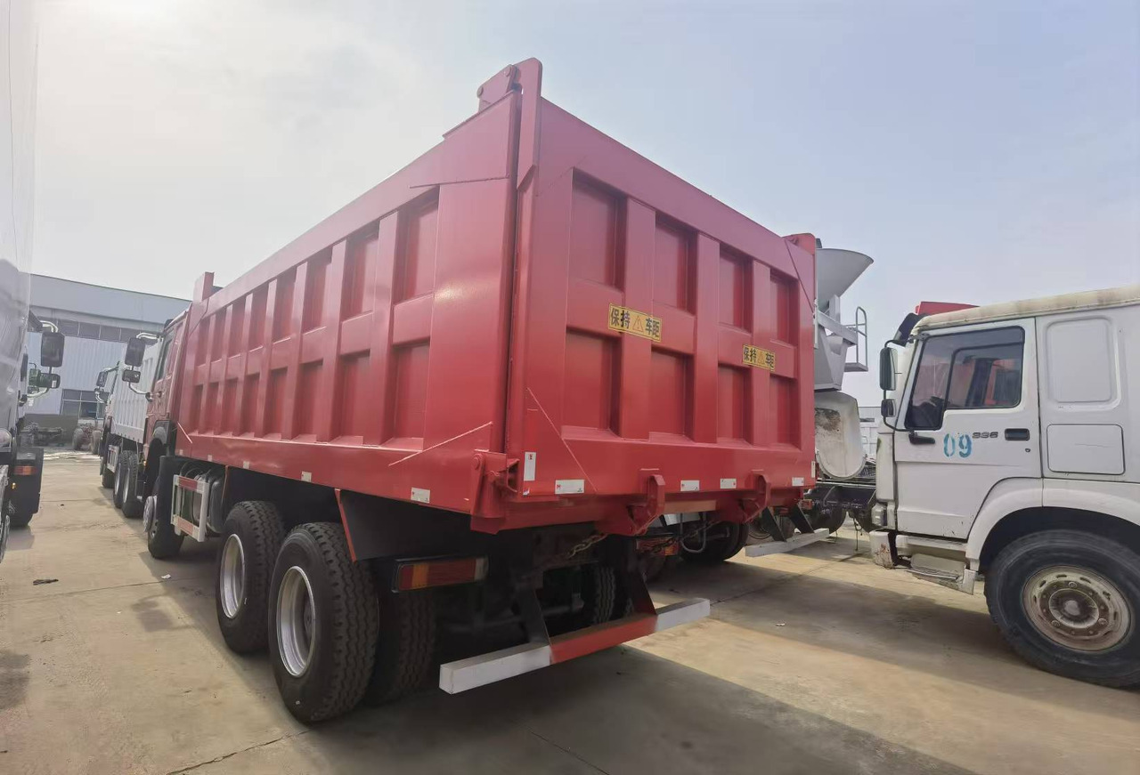 Tipper Sinotruk HOWO 6*4 Dump truck: picture 8