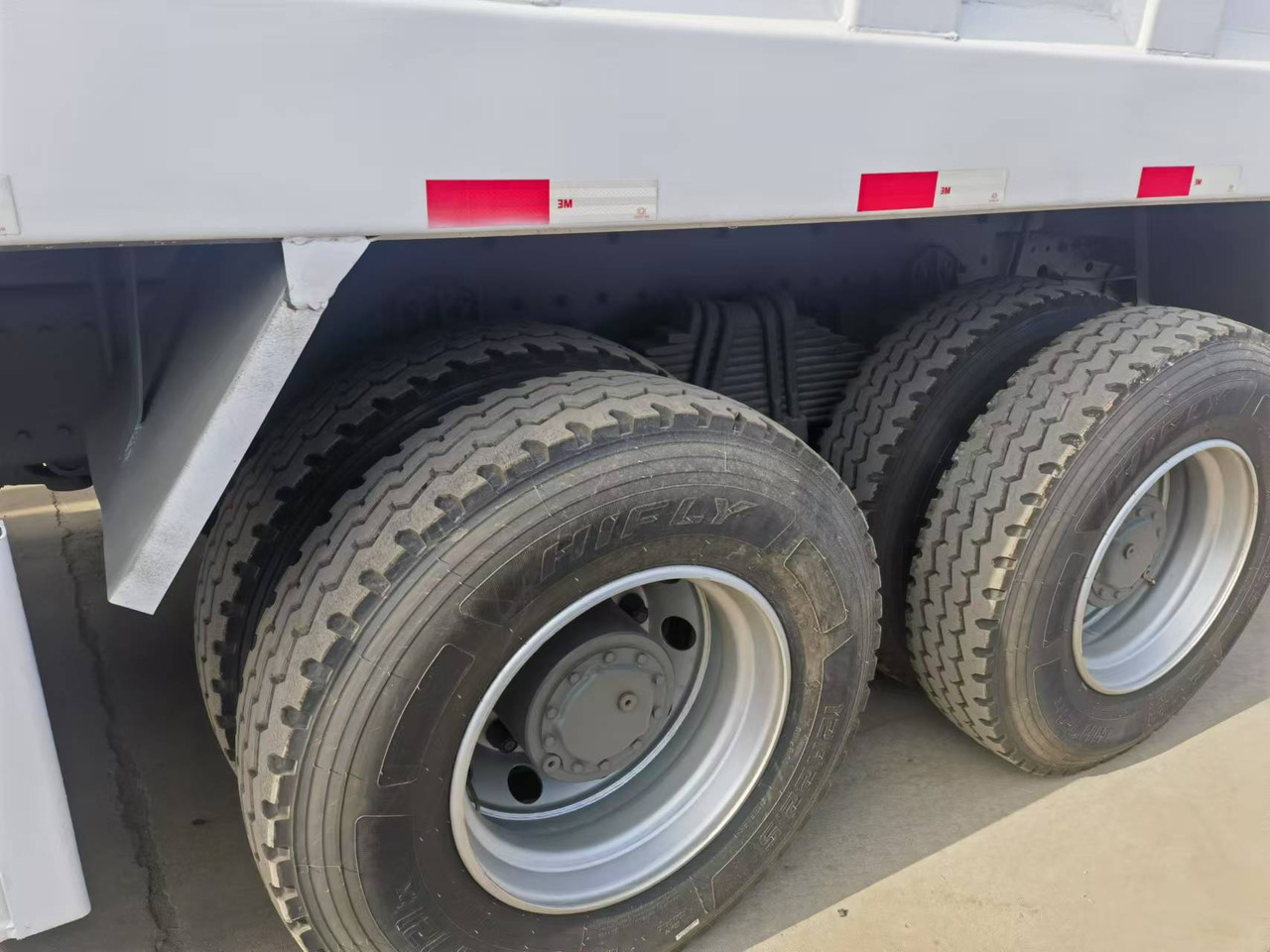 Sinotruk HOWO 6*4 Dump truck - Tipper: picture 4 Sinotruk HOWO 6*4 Dump truck - Tipper: picture 4